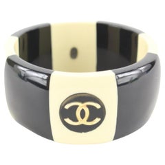 Chanel 96P CC Logo Bangle Cuff Bracelet 63ch825s