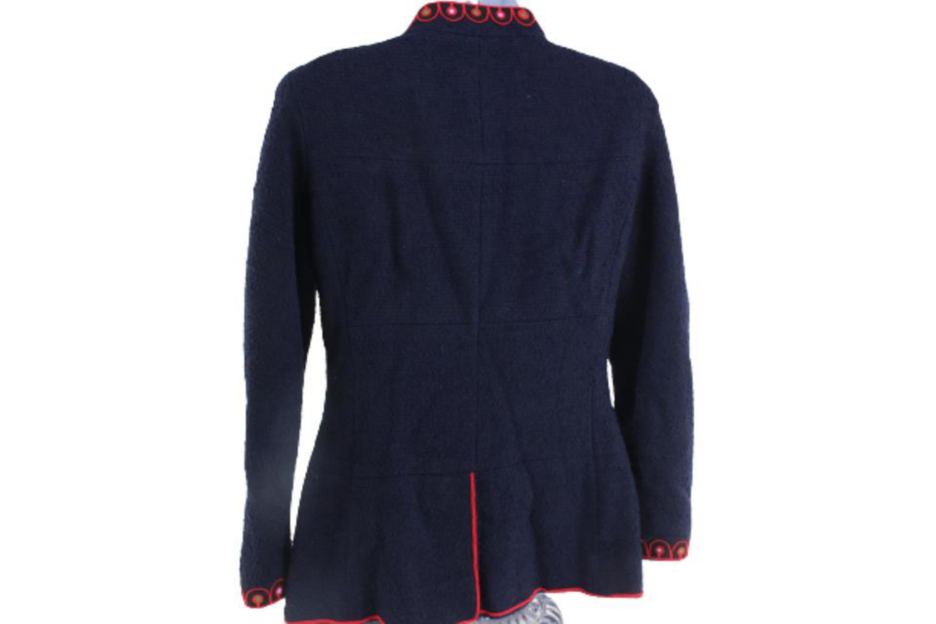 Chanel 97A Size 40 Navy x Red Bouclee Wool Knit Tweed Jacket 1223c8 For Sale 2