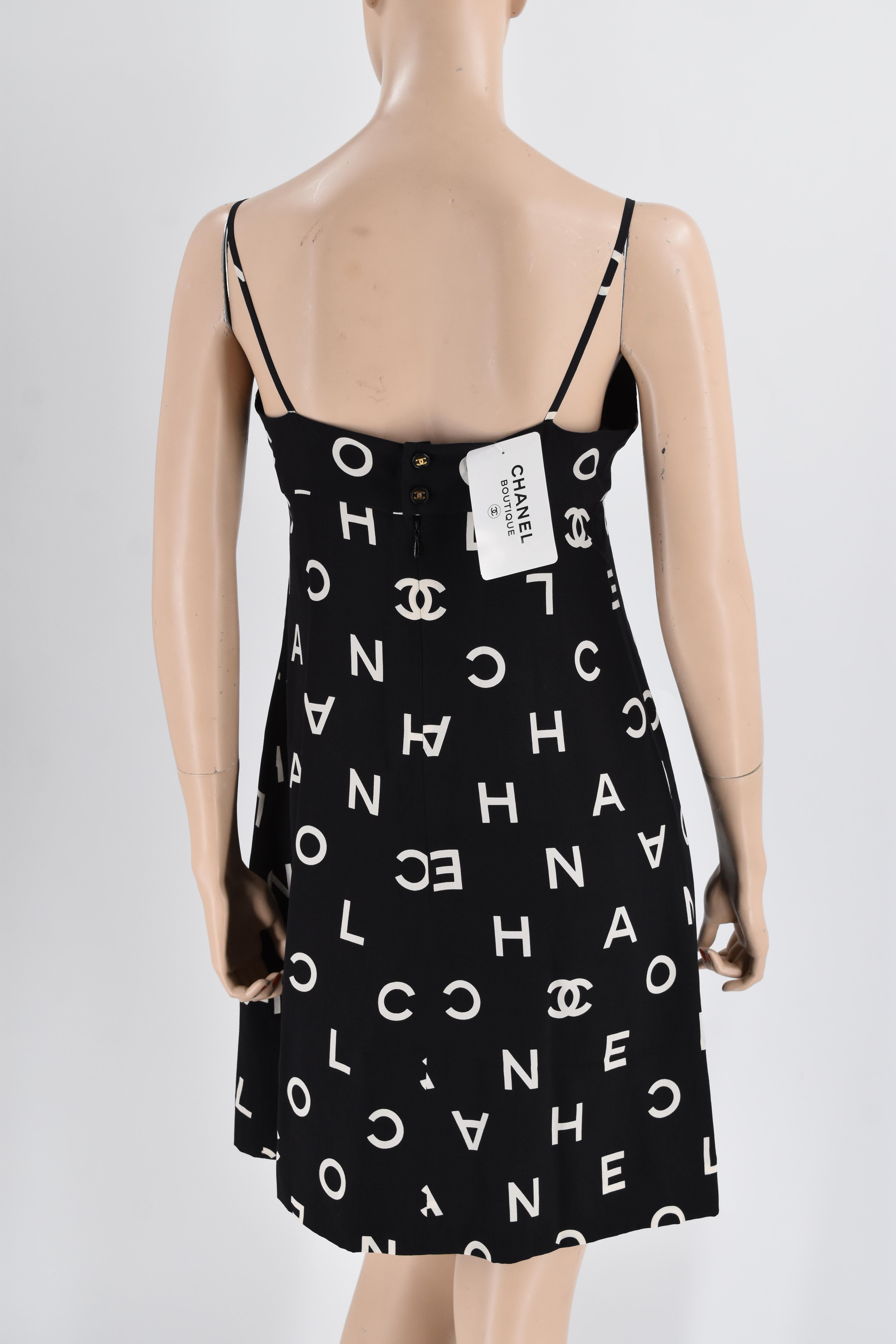 Beige Chanel 97P Spring 1997 Most Wanted Runway Logo Dress 40 NWT For Sale