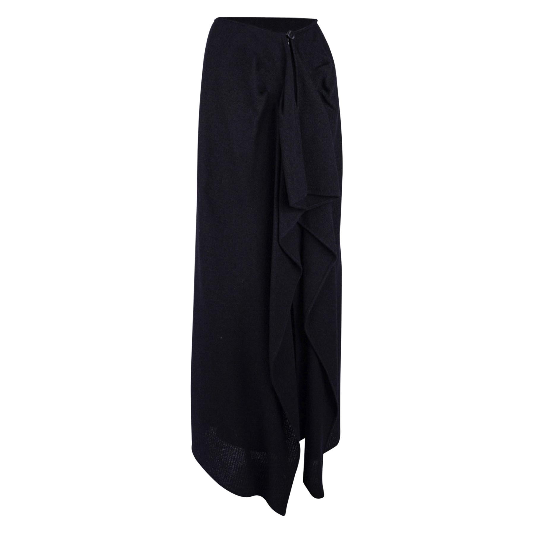 Jupe longue et droite Chanel 98A magnifiquement drapée à l'arrière, taille 36/4 en vente