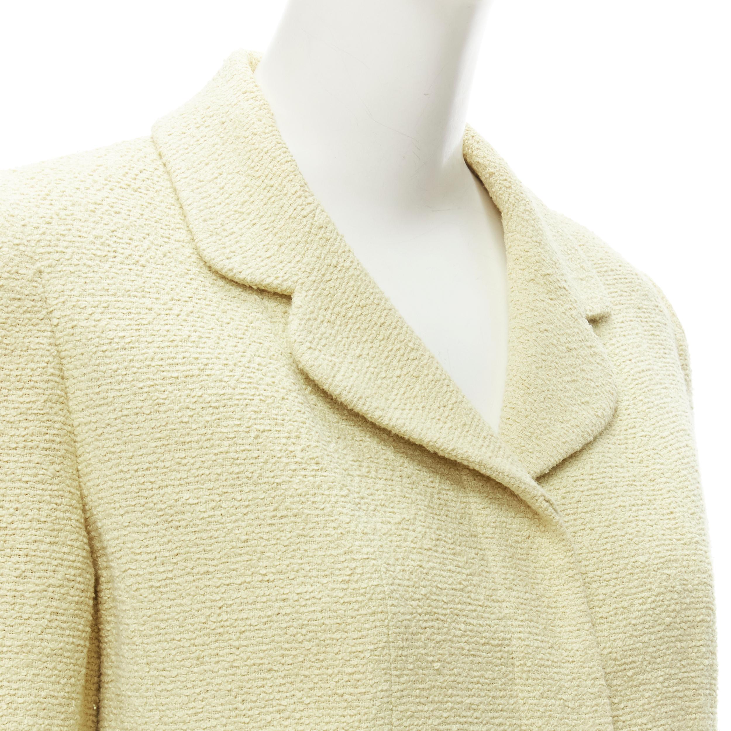 CHANEL 98C Vintage Pastellgelbe Tweed CC lange Jacke mit Knopfleiste FR42 L im Angebot 3