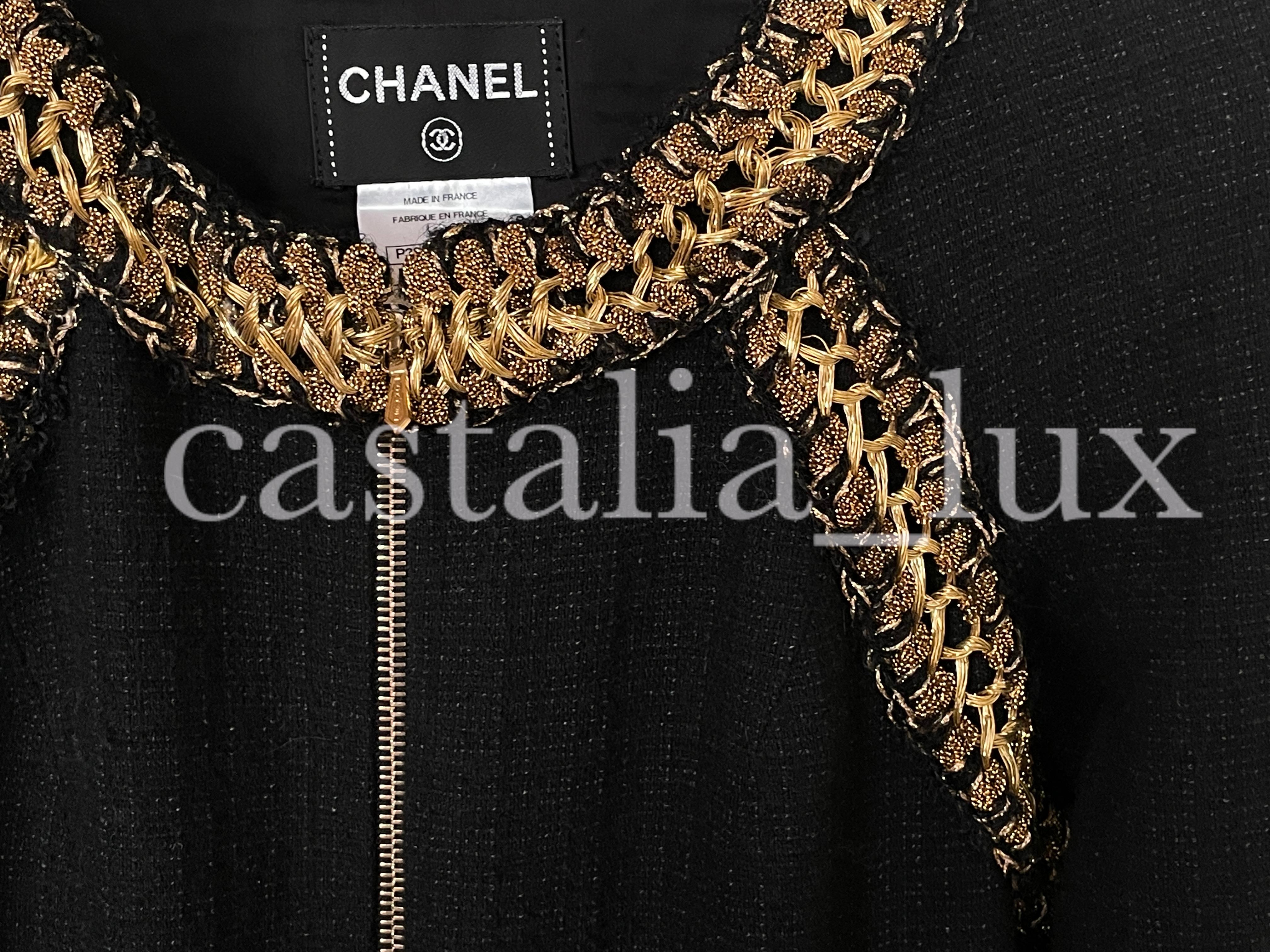 Chanel 9K$ Werbekampagne Schwarzer Tweed-Mantel aus Tweed  im Angebot 7
