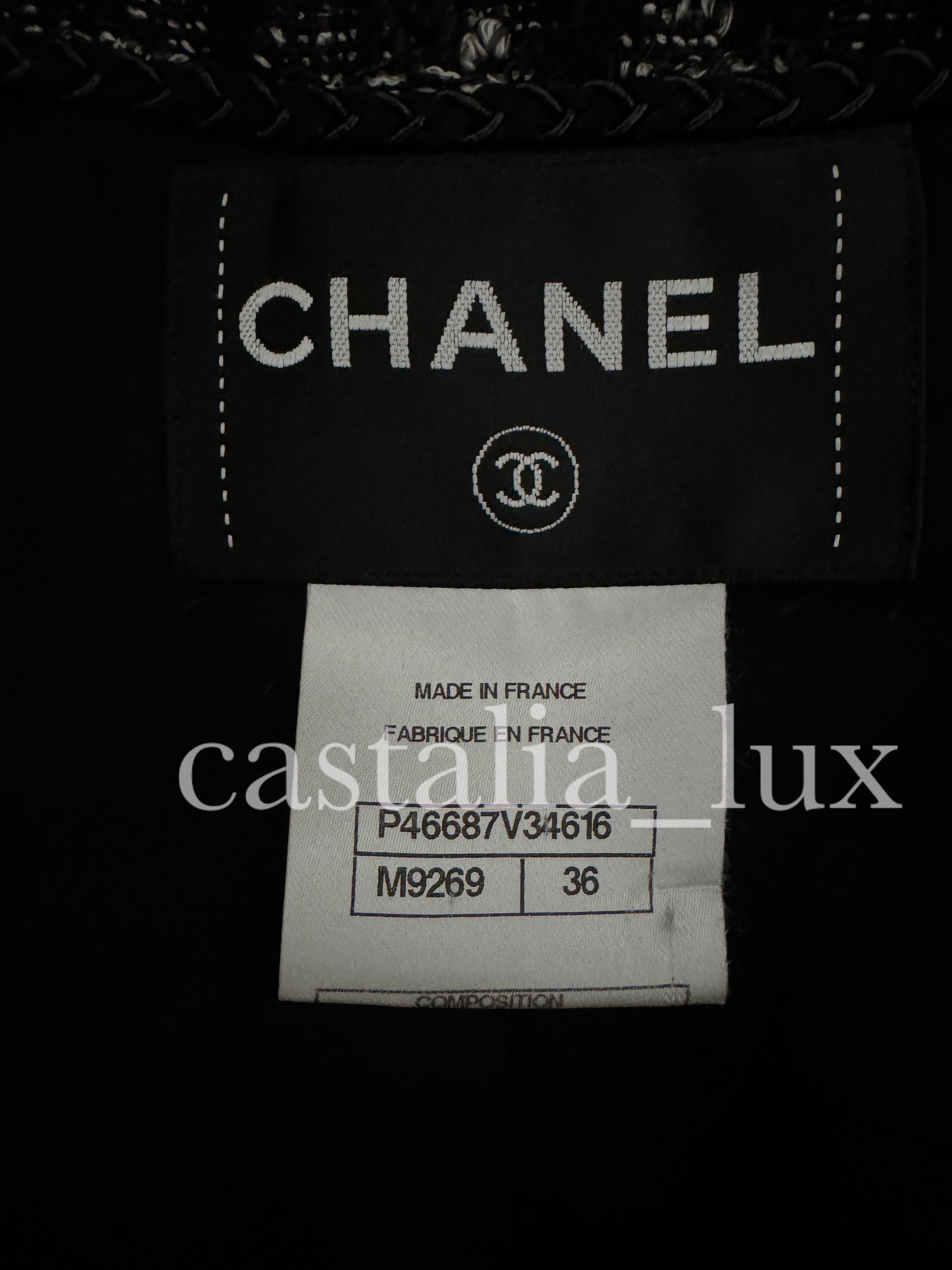 Chanel 9K$ CC Buttons Black Tweed Jacket For Sale 9