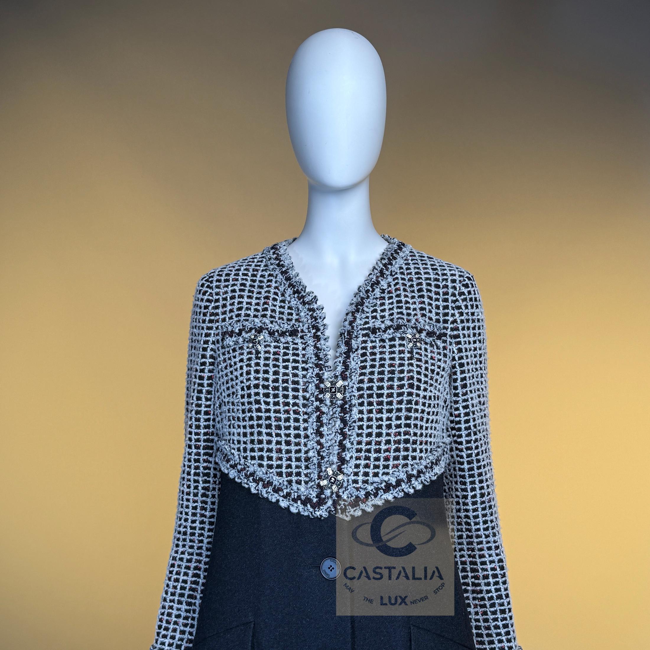 Chanel 9K$ CC Gripoix Buttons Artifact Tweed Jacket 36 FR For Sale 2