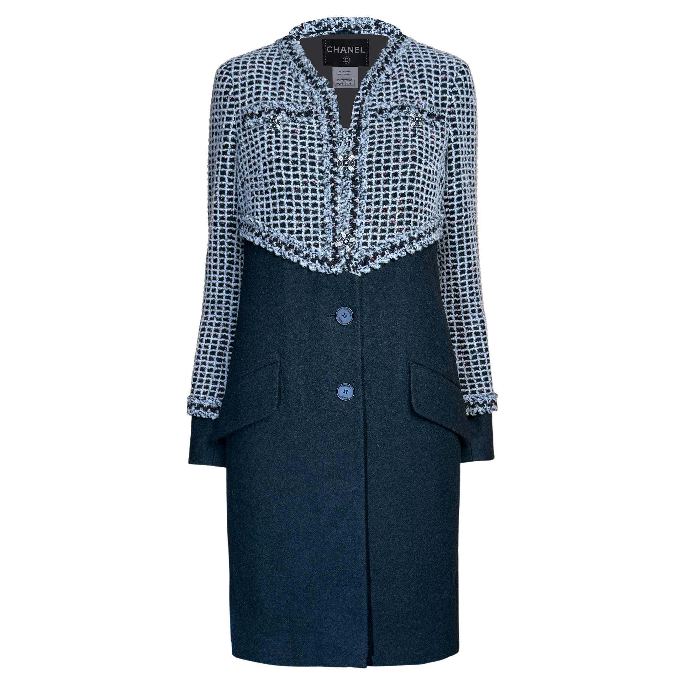 Chanel 9K$ CC Gripoix Buttons Artifact Tweed Jacket 36 FR For Sale