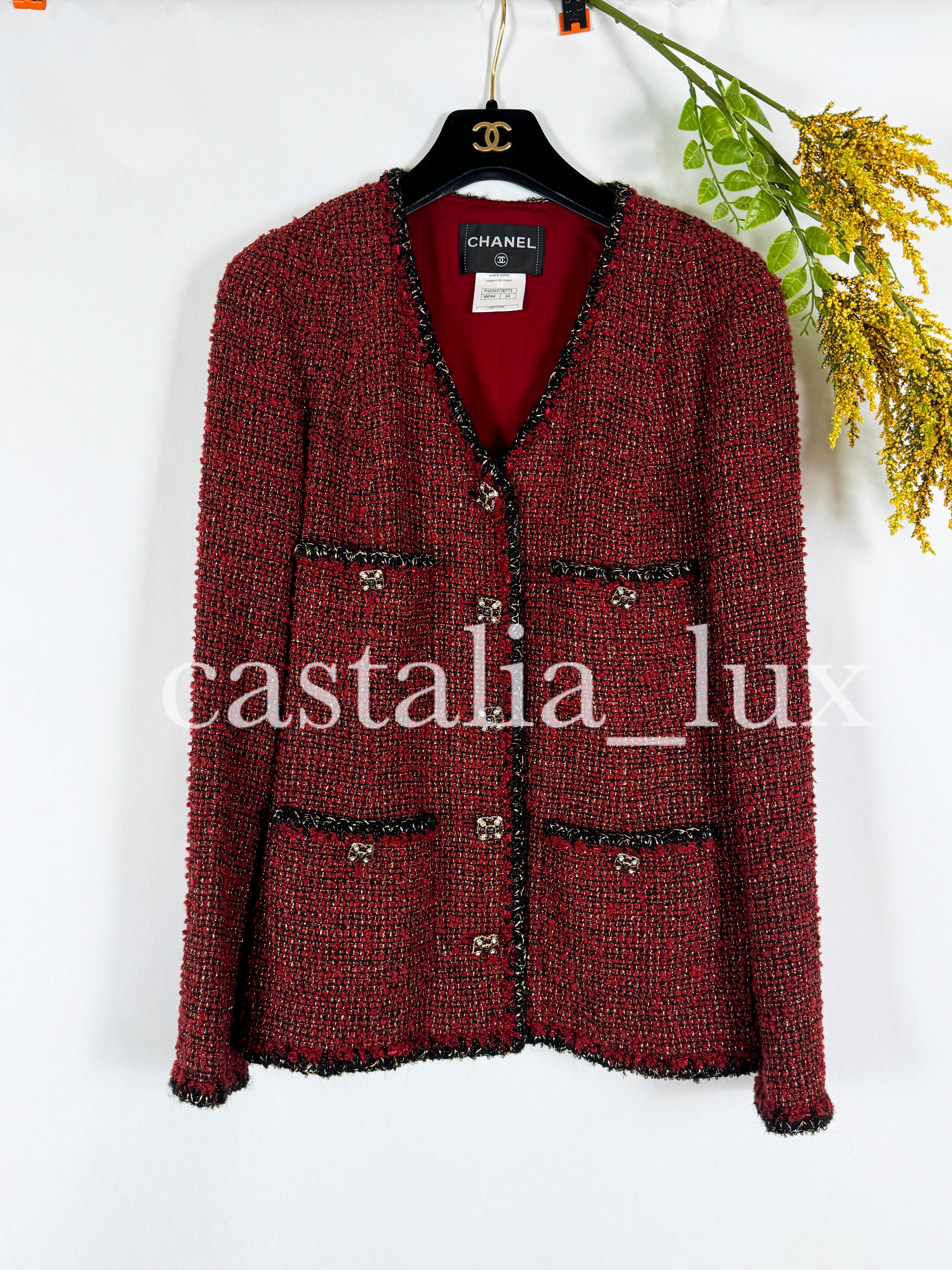 Chanel 9K$ Iconique CC Buttons Gripoix Lesage Tweed Jacket en vente 4