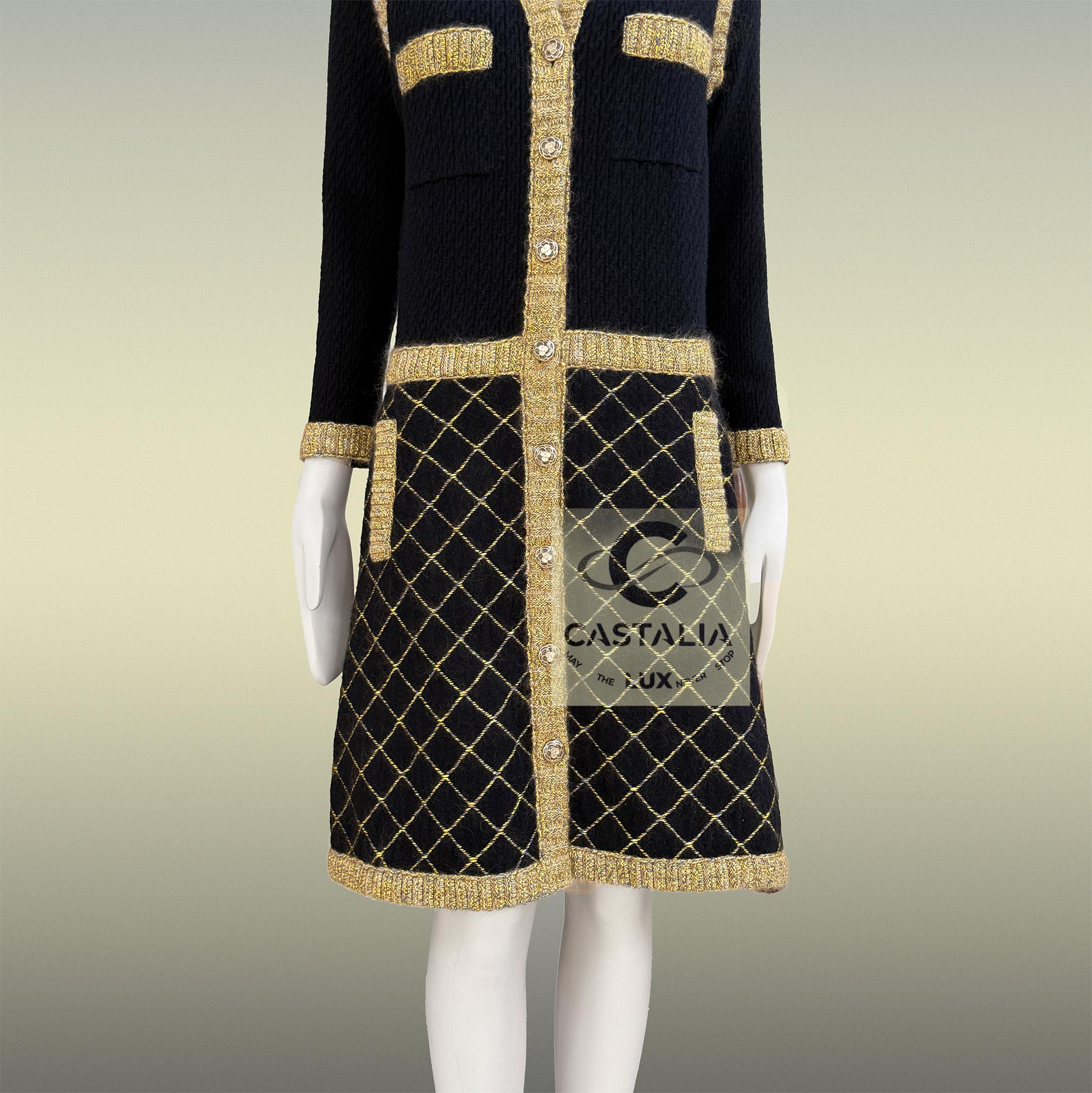 Chanel 9K$ Icónico Vestido Chaqueta Acolchada Coco Brasserie 38 FR en venta 8