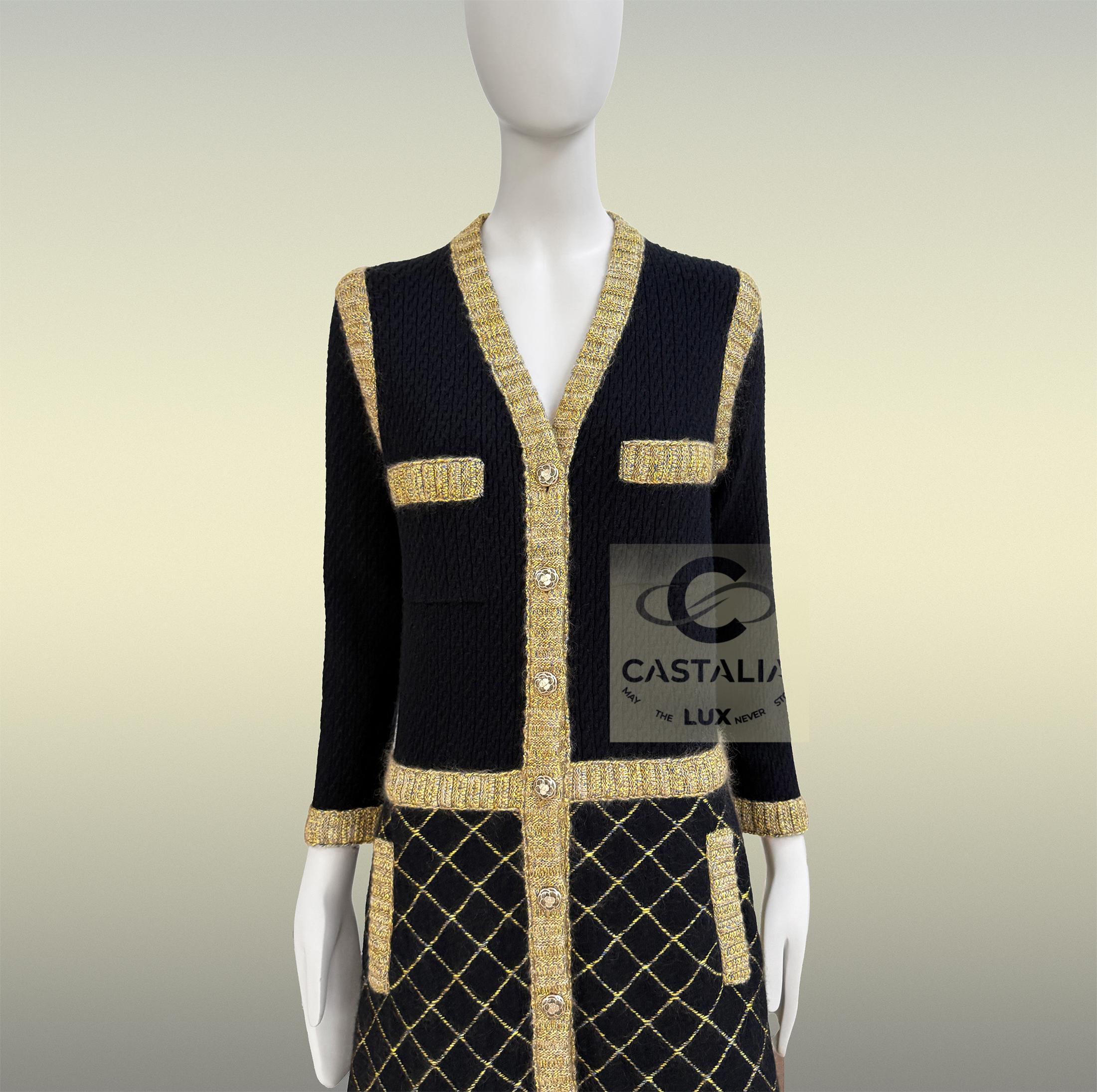 Chanel 9K$ Icónico Vestido Chaqueta Acolchada Coco Brasserie 38 FR en venta 4