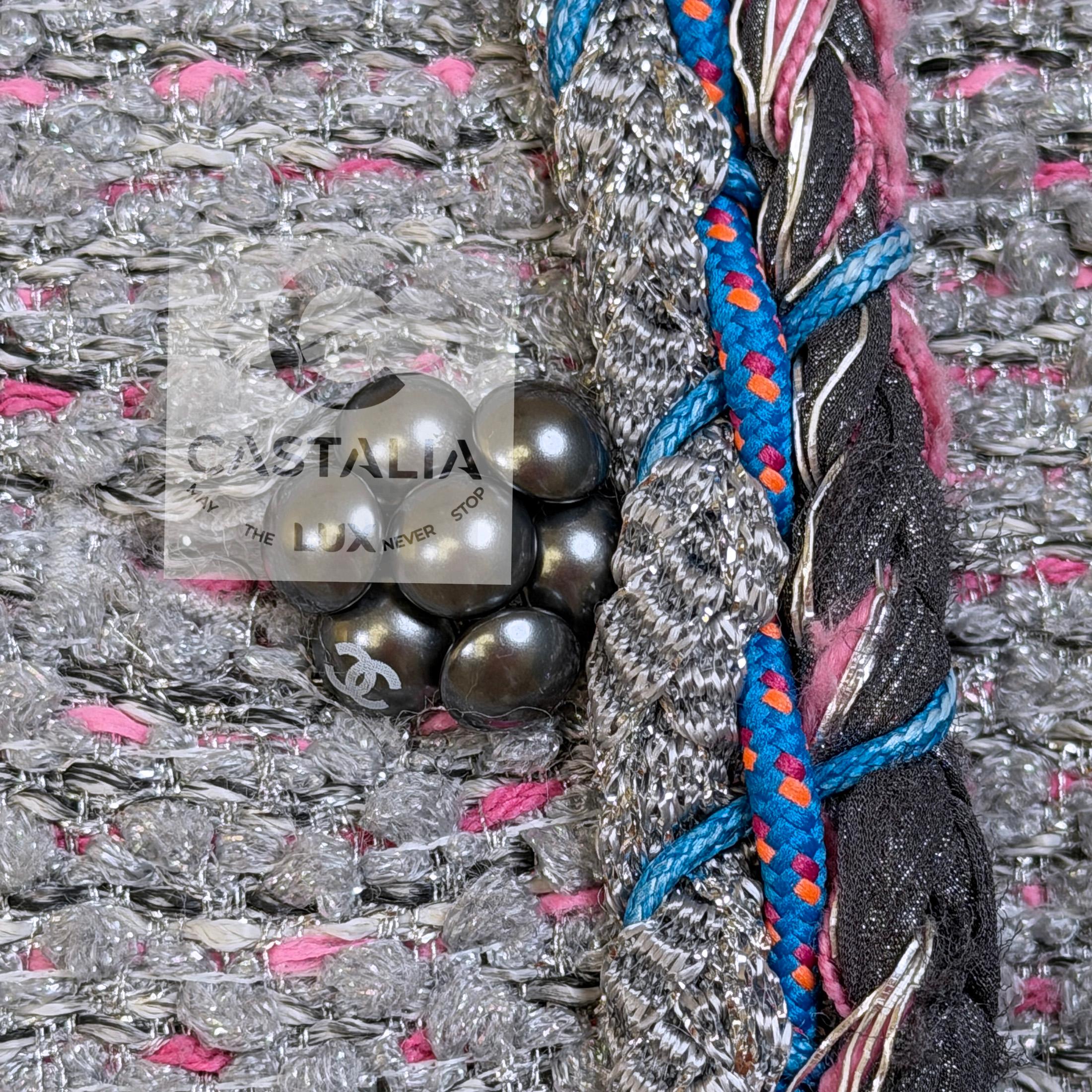 CHANEL 9K$ Vestido de tweed arte contemporáneo icónico 40 FR en venta 9