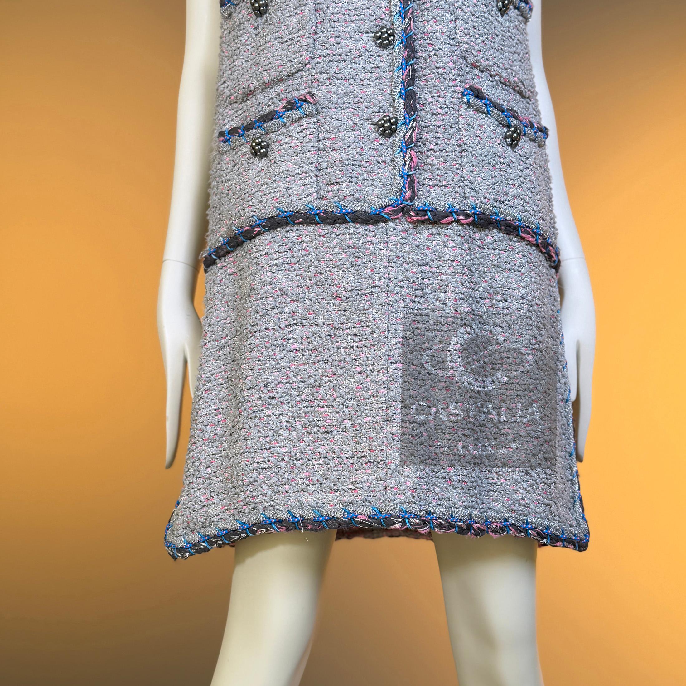 CHANEL 9K$ Vestido de tweed arte contemporáneo icónico 40 FR en venta 11