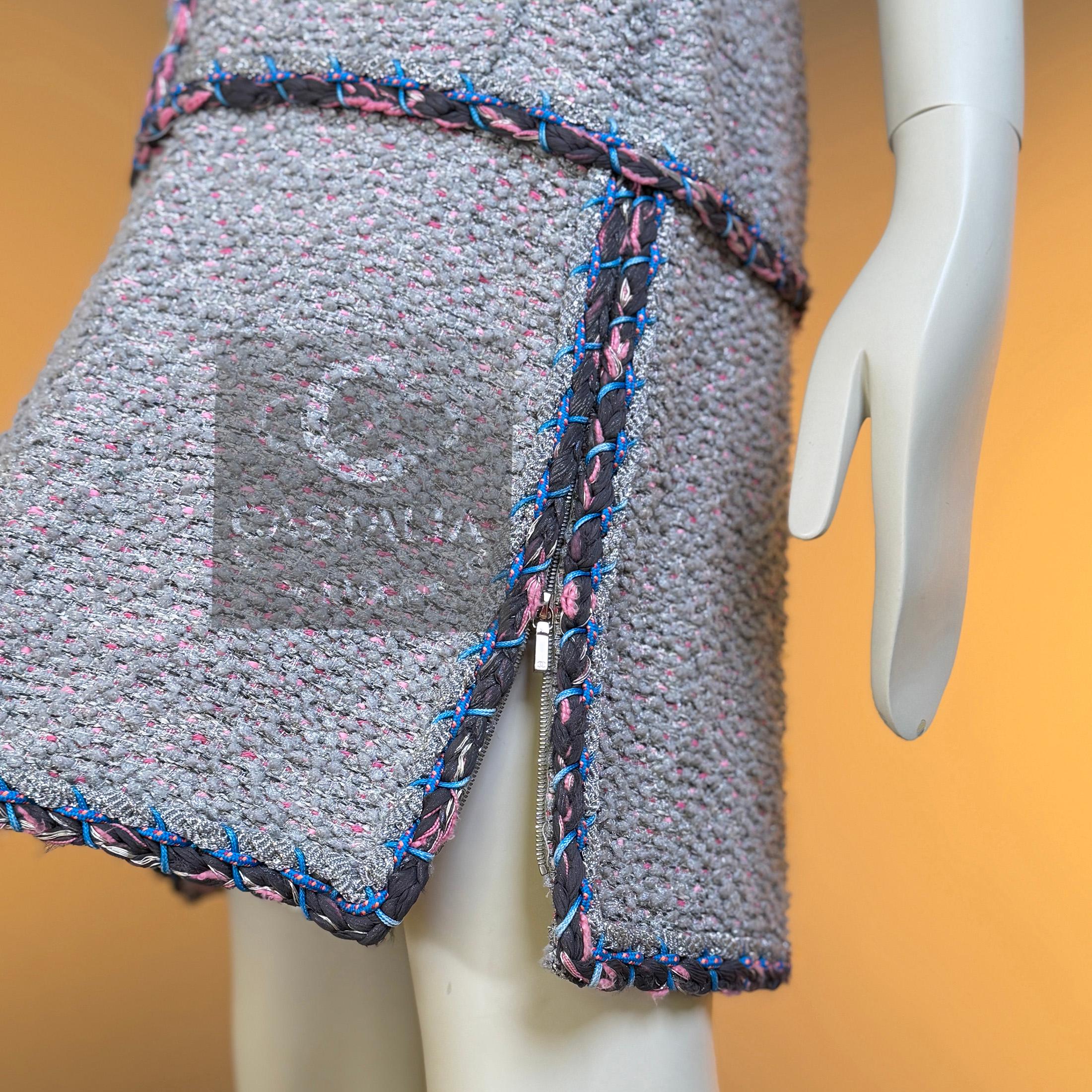 CHANEL 9K$ Vestido de tweed arte contemporáneo icónico 40 FR en venta 12