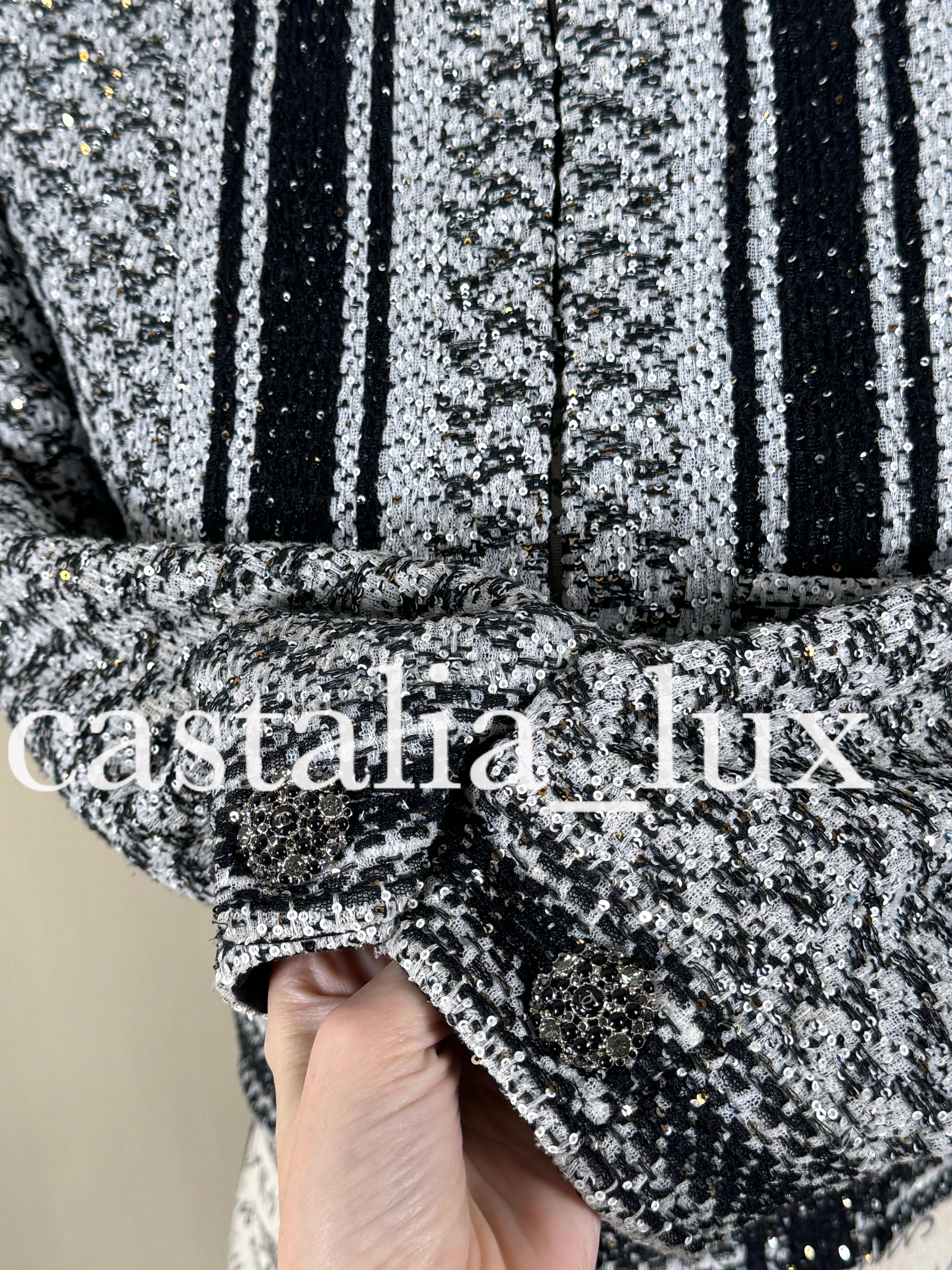 Chanel 9K$  Veste emblématique Gigi Hadid en tweed 10