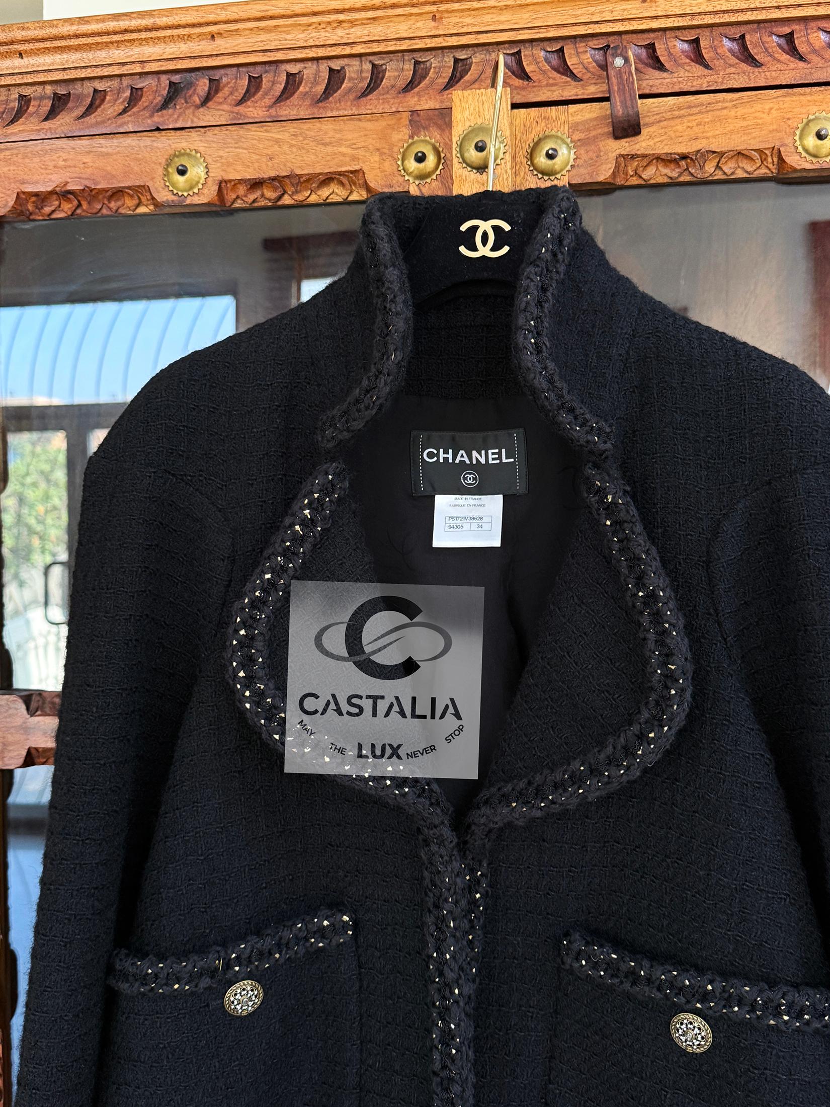 Chanel 9K$ Melania Trump Style Black Tweed Jacket with Chains 34 FR For Sale 7