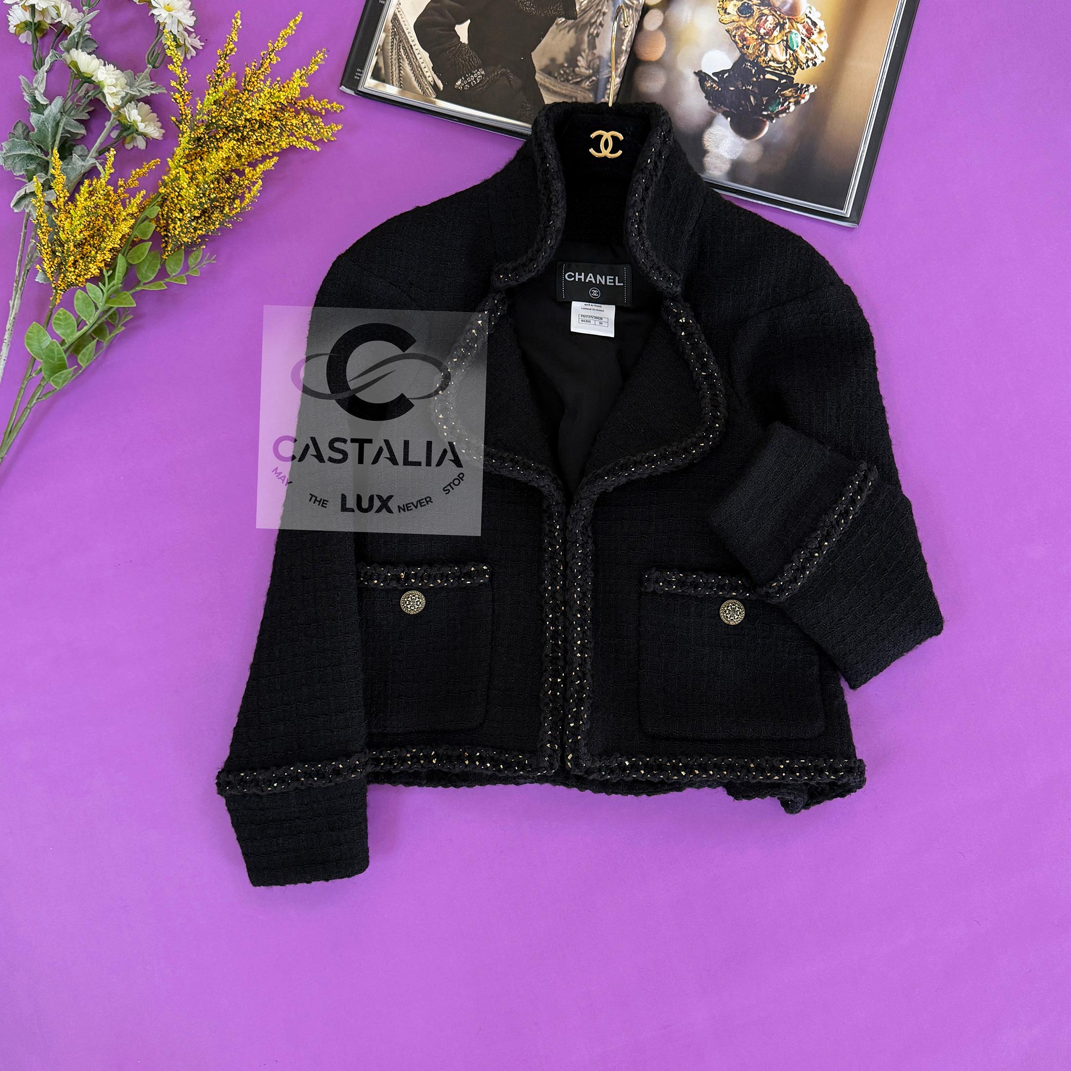 Chanel 9K$ Melania Trump Style Black Tweed Jacket with Chains 34 FR For Sale 2