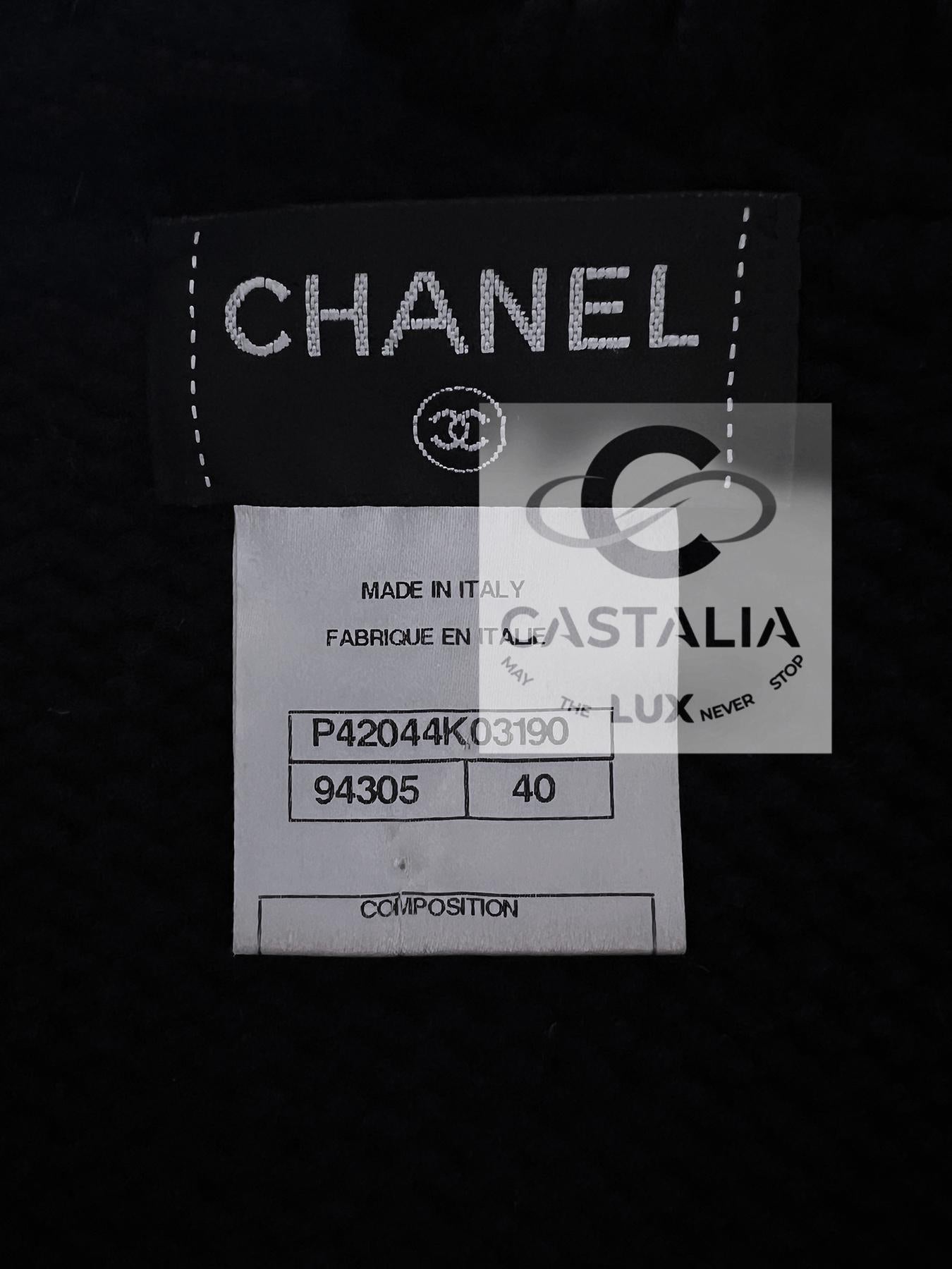 Chanel 9K$ Nueva Chaqueta negra de cachemira esponjosa 40 FR en venta 7