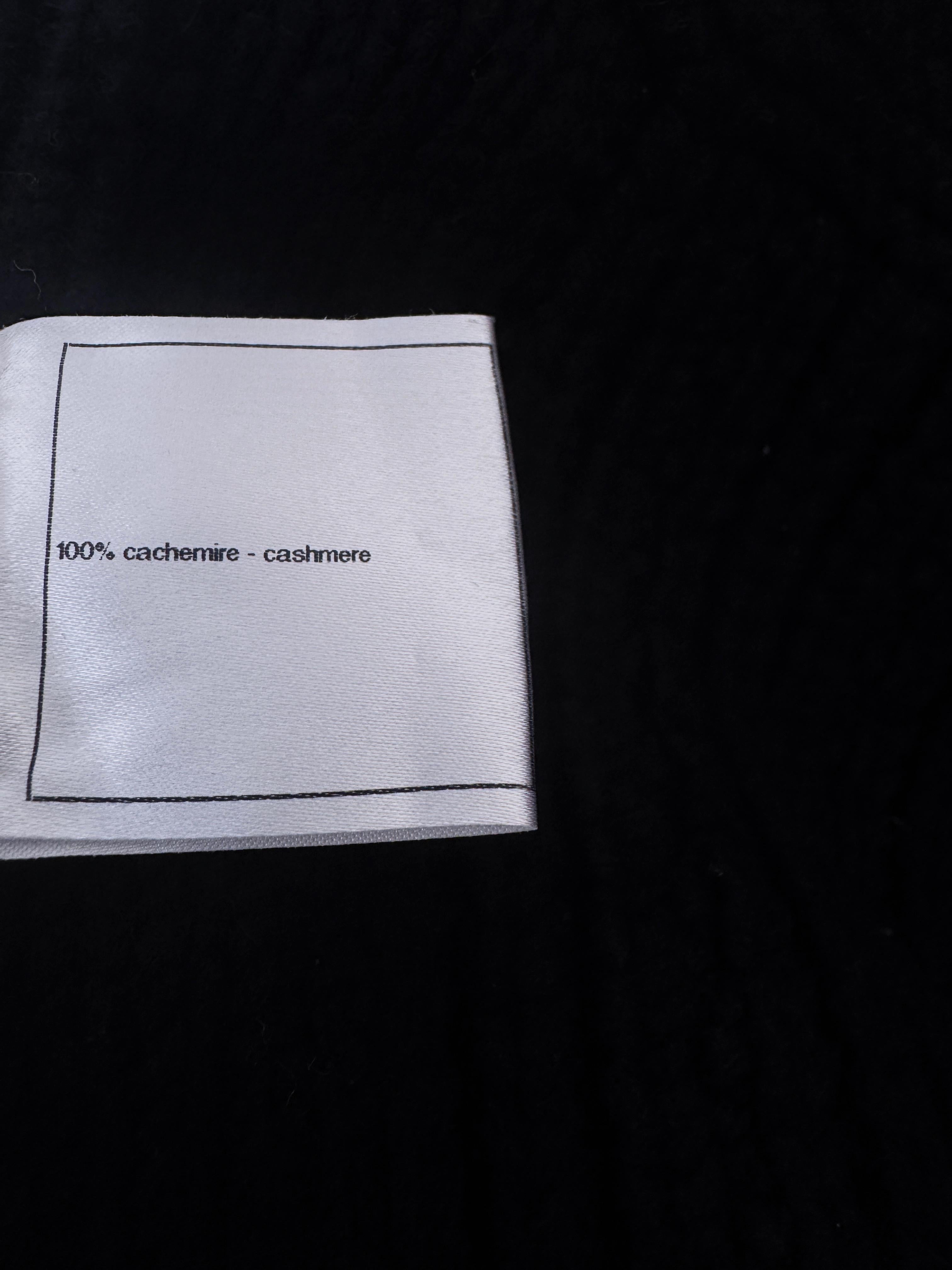 Chanel 9K$ Nueva Chaqueta negra de cachemira esponjosa 40 FR en venta 8