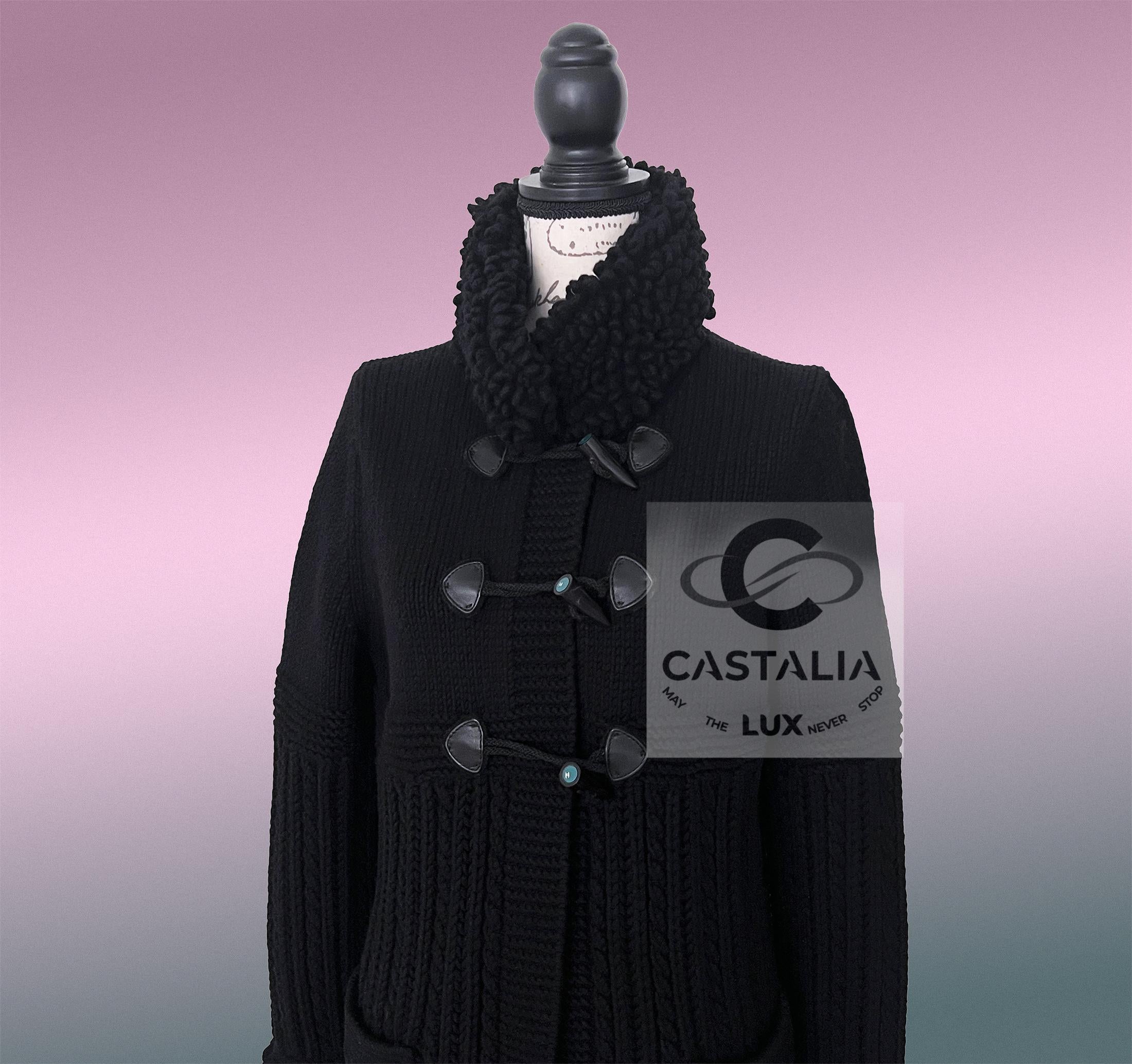 Femenino o masculino Chanel 9K$ Nueva Chaqueta negra de cachemira esponjosa 40 FR en venta