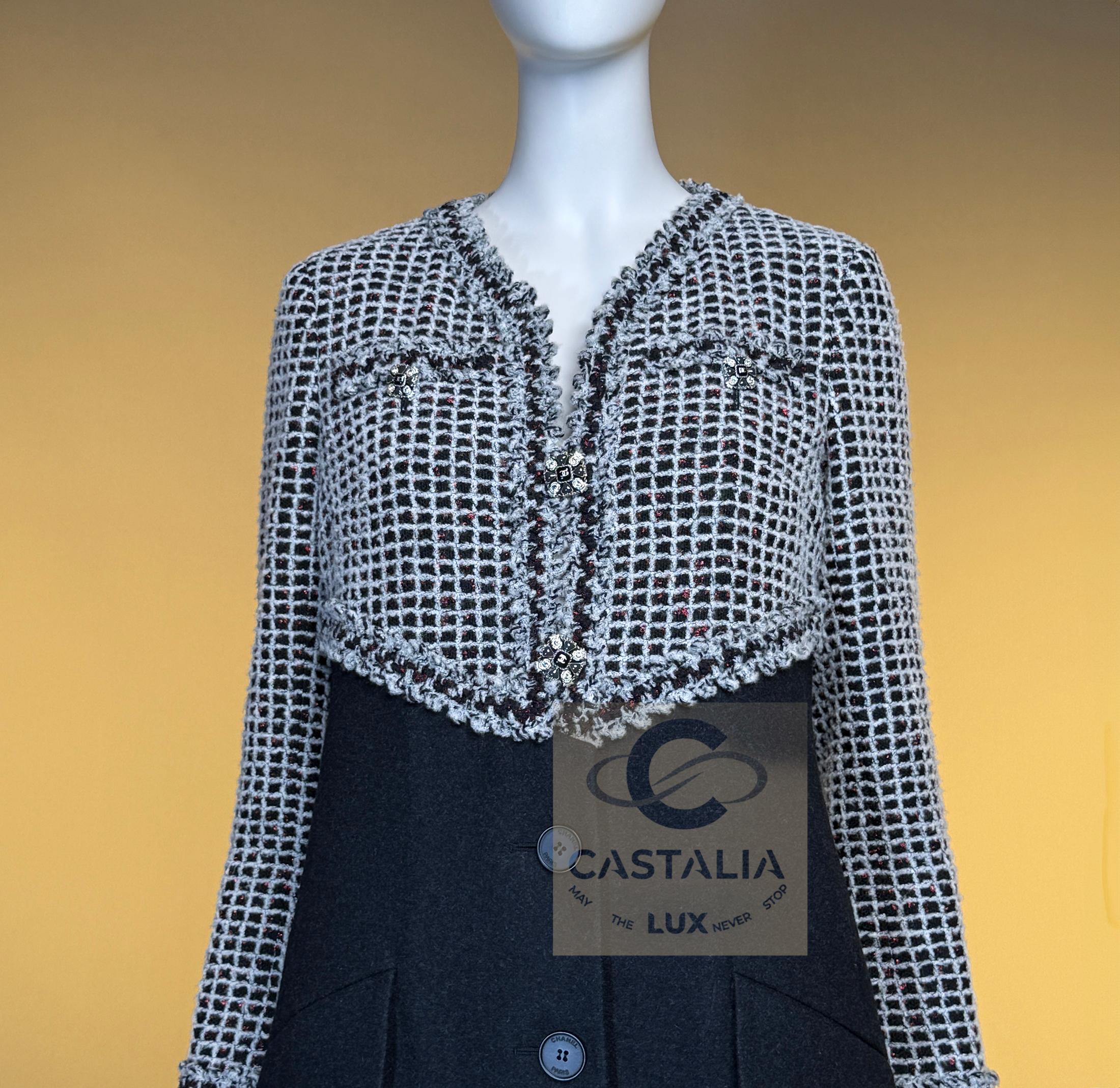 Chanel 9K$ neue CC Gripoix Knöpfe Artefakt Tweed Jacke 36 FR im Angebot 7