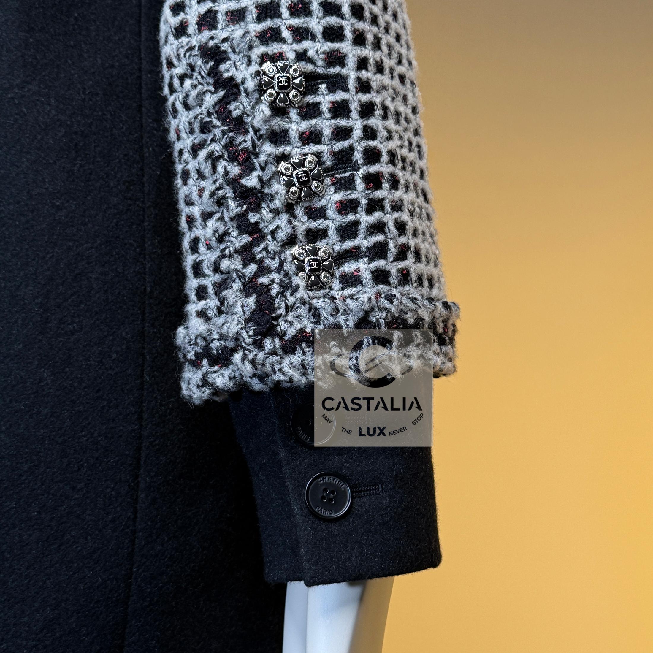 Chanel 9K$ neue CC Gripoix Knöpfe Artefakt Tweed Jacke 36 FR im Angebot 13