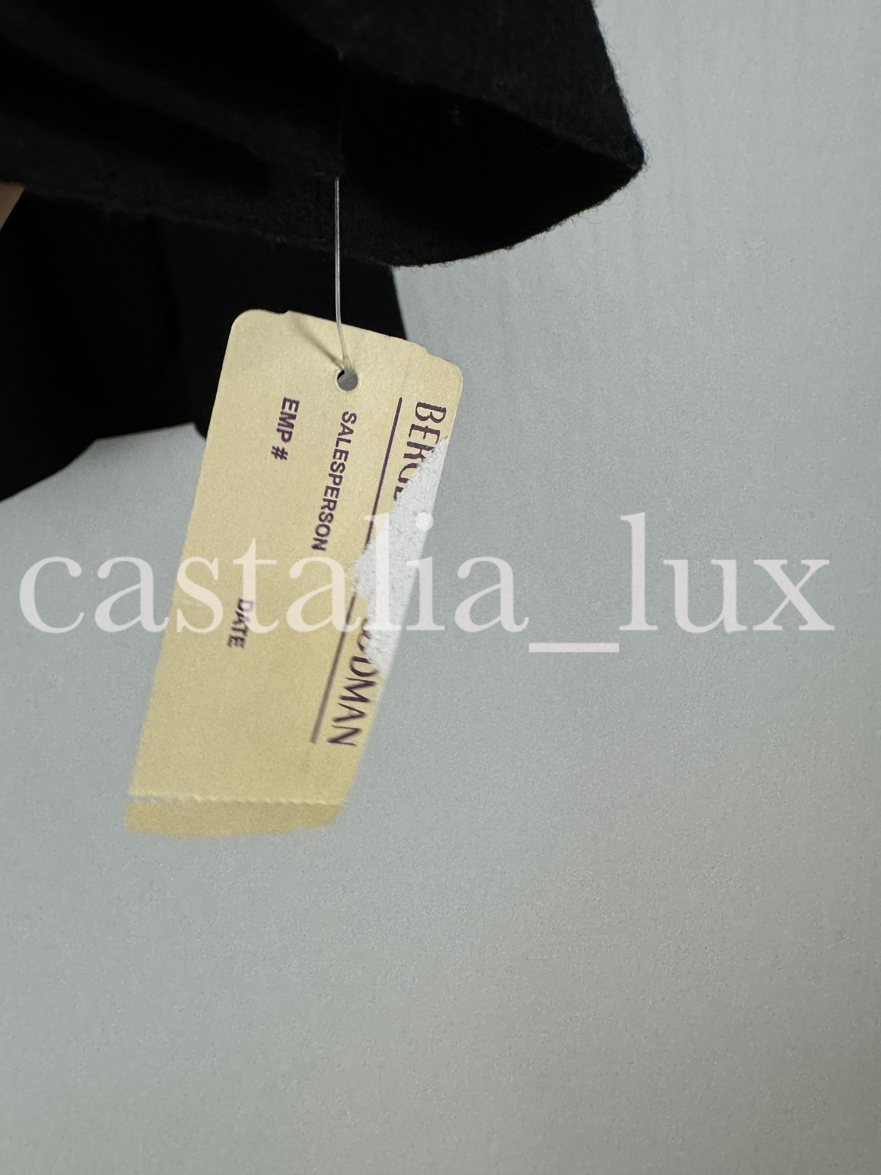 Chanel 9K$ New Chain Trim Jacket with Jewel Buttons 6