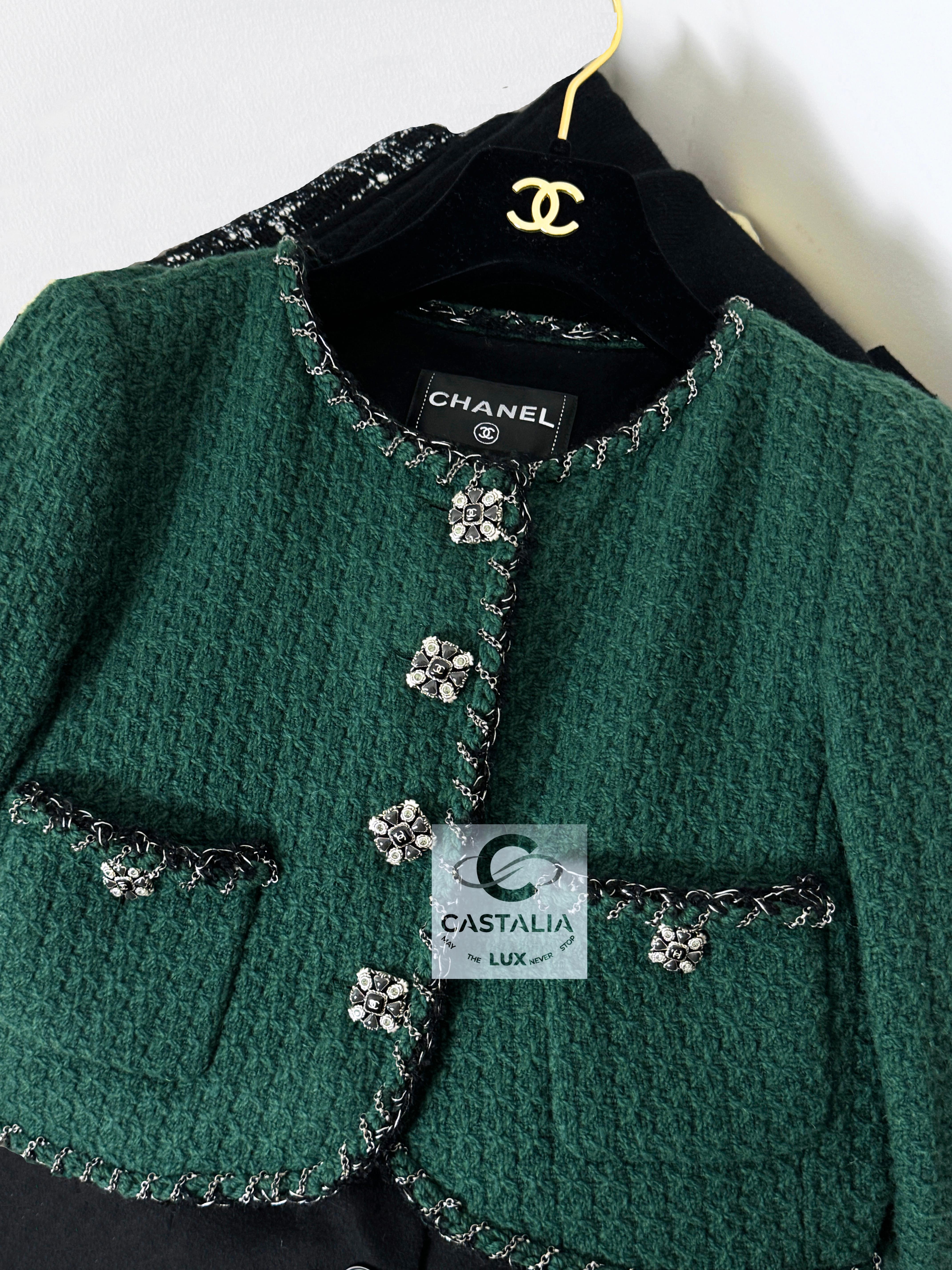 Chanel 9K$ New Chain Trim Jacket with Jewel Buttons 2