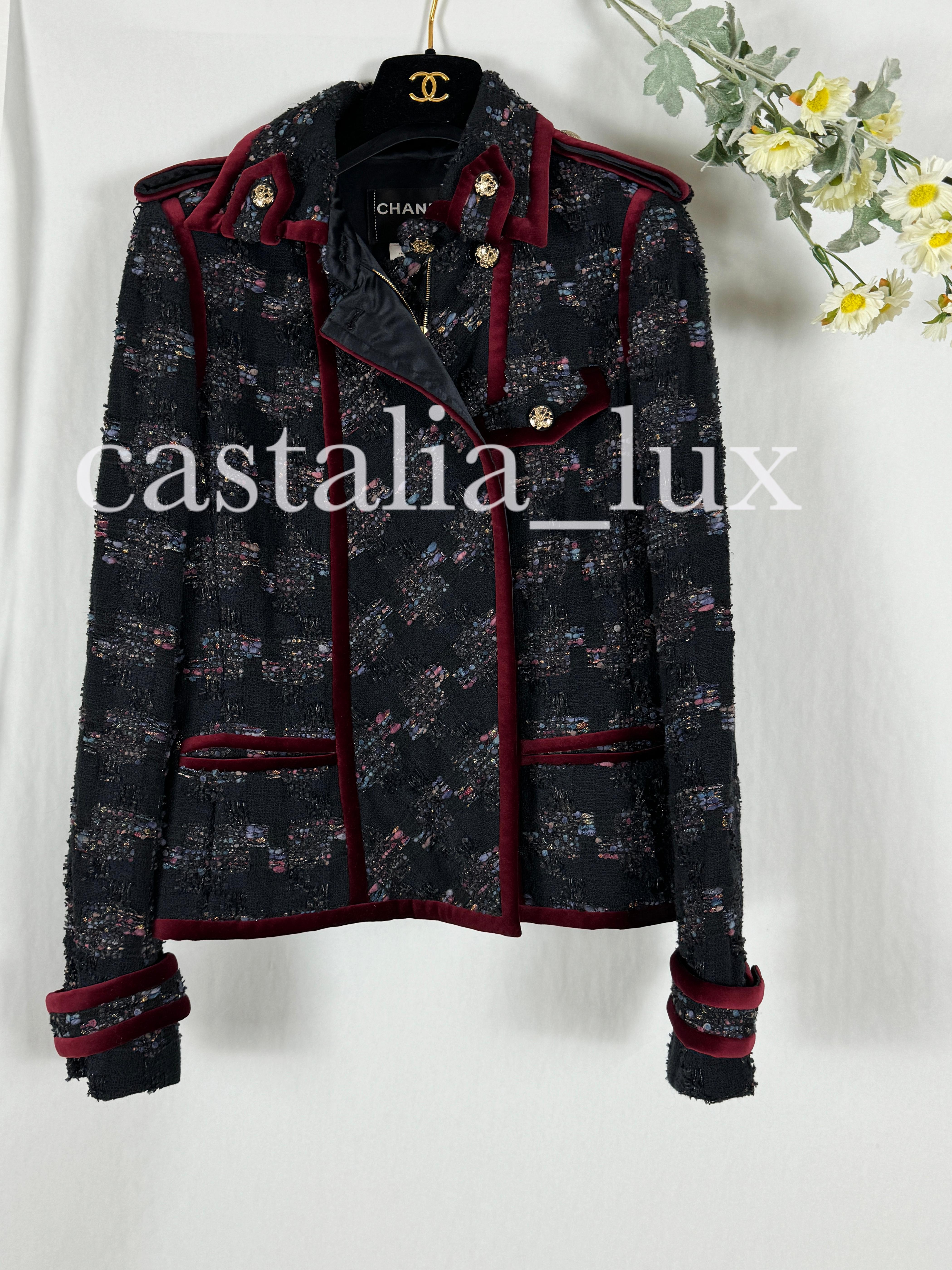 Chanel 9K$ New Extremely Rare Black Tweed Jacket 1