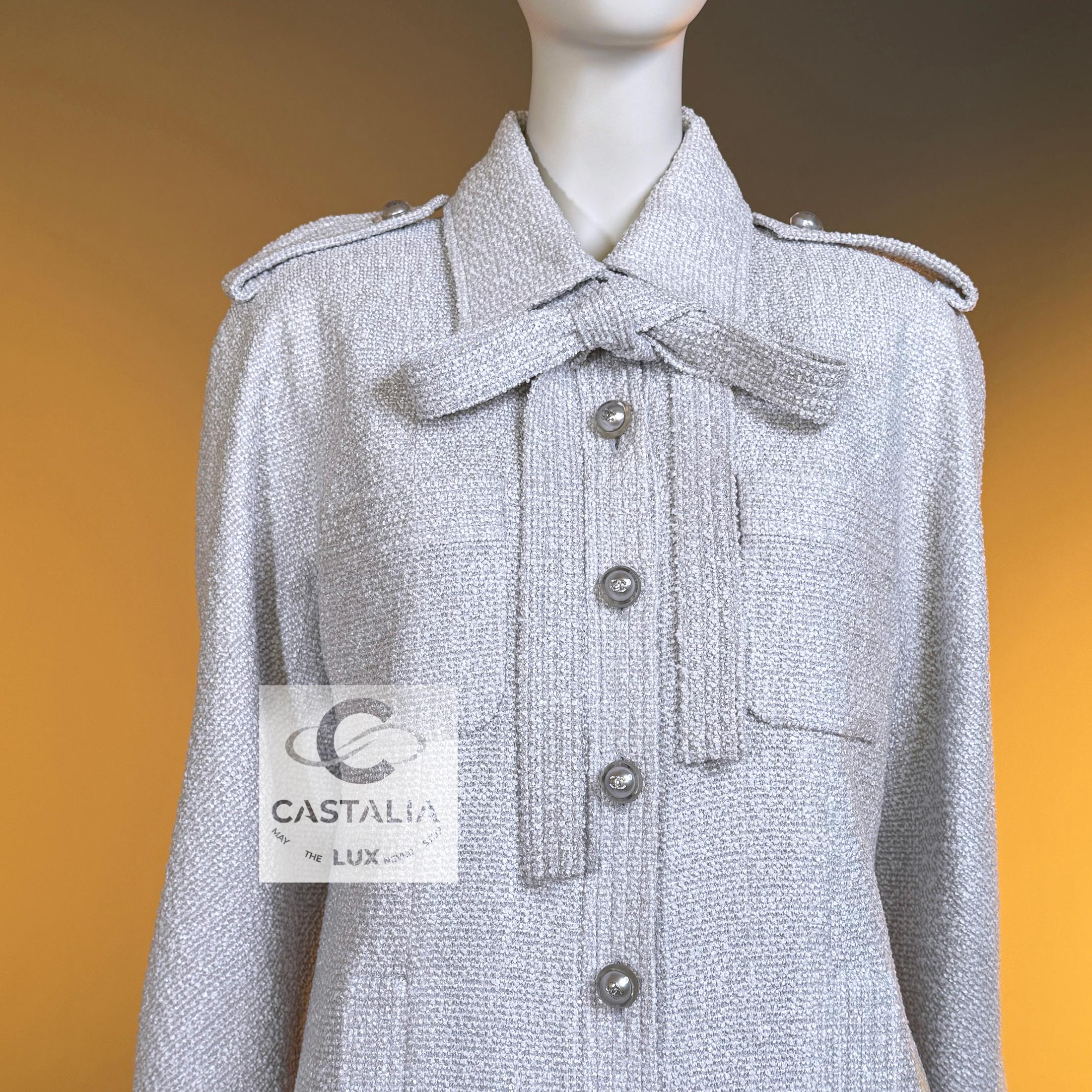 CHANEL 9K$ New Interstellar Schimmer Tweed Jacke 42 FR im Angebot 8