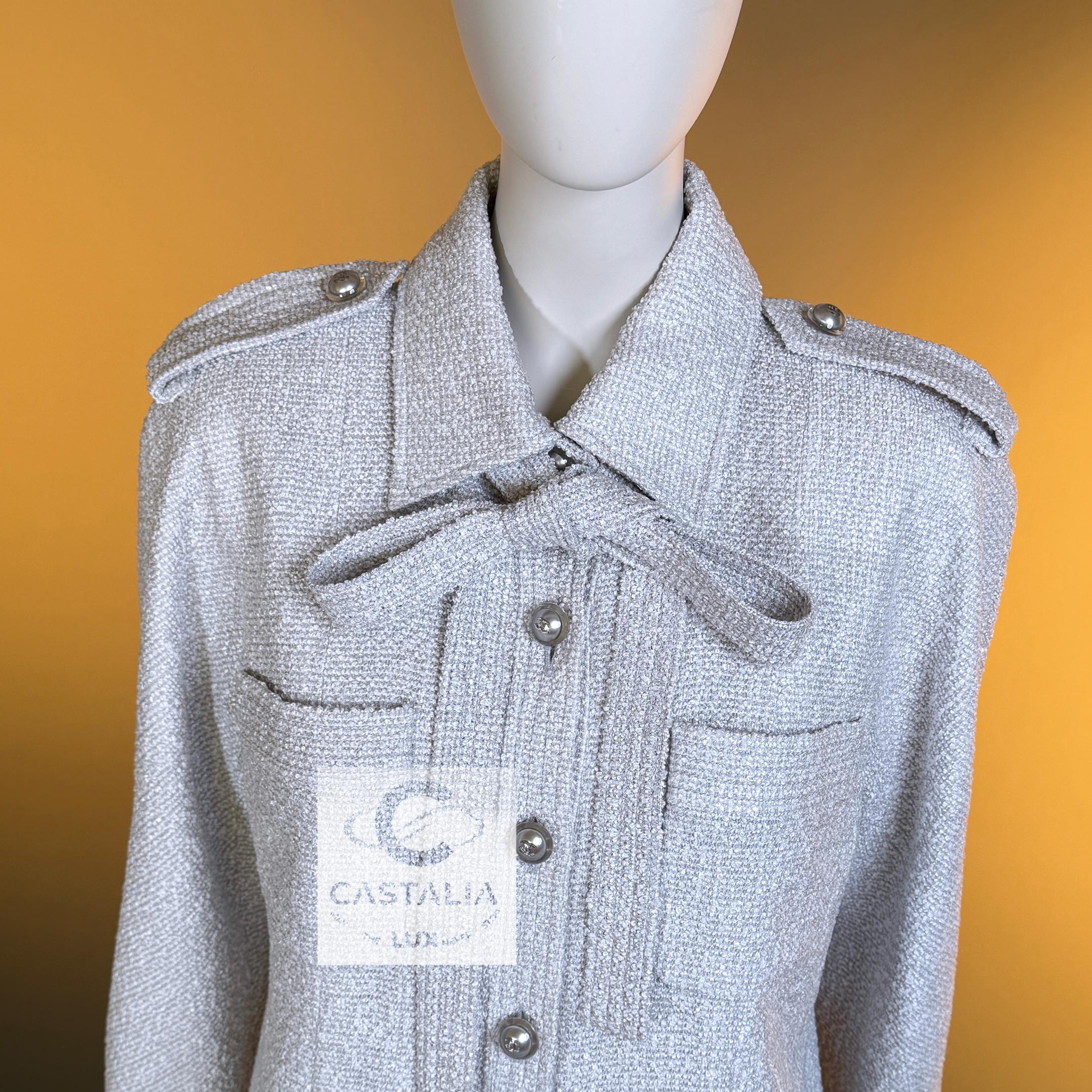 CHANEL 9K$ New Interstellar Schimmer Tweed Jacke 42 FR im Angebot 3