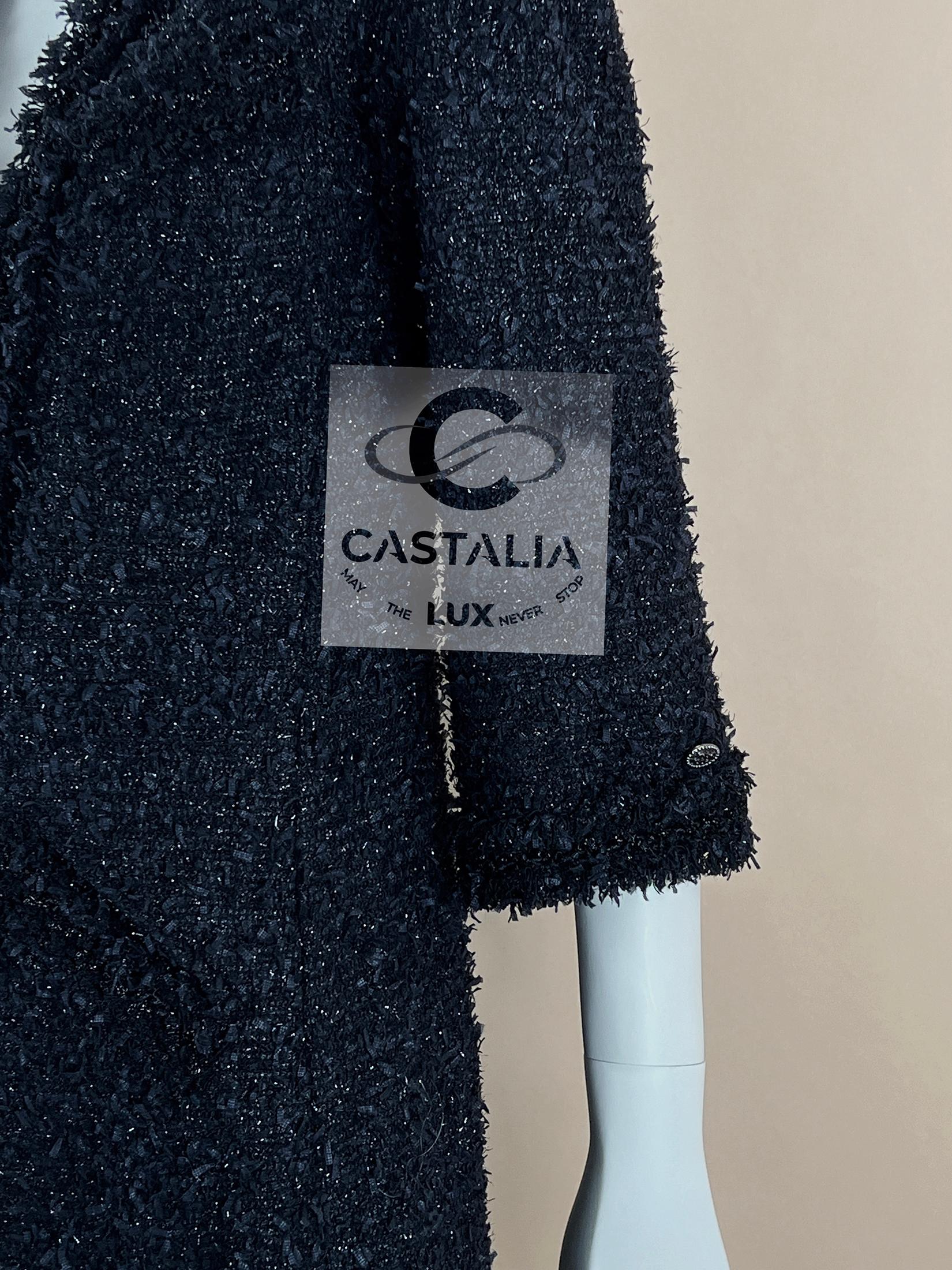 Chanel 9K$ Nueva París / Dubai Chaqueta de tweed Lesage negra 38 FR en venta 10