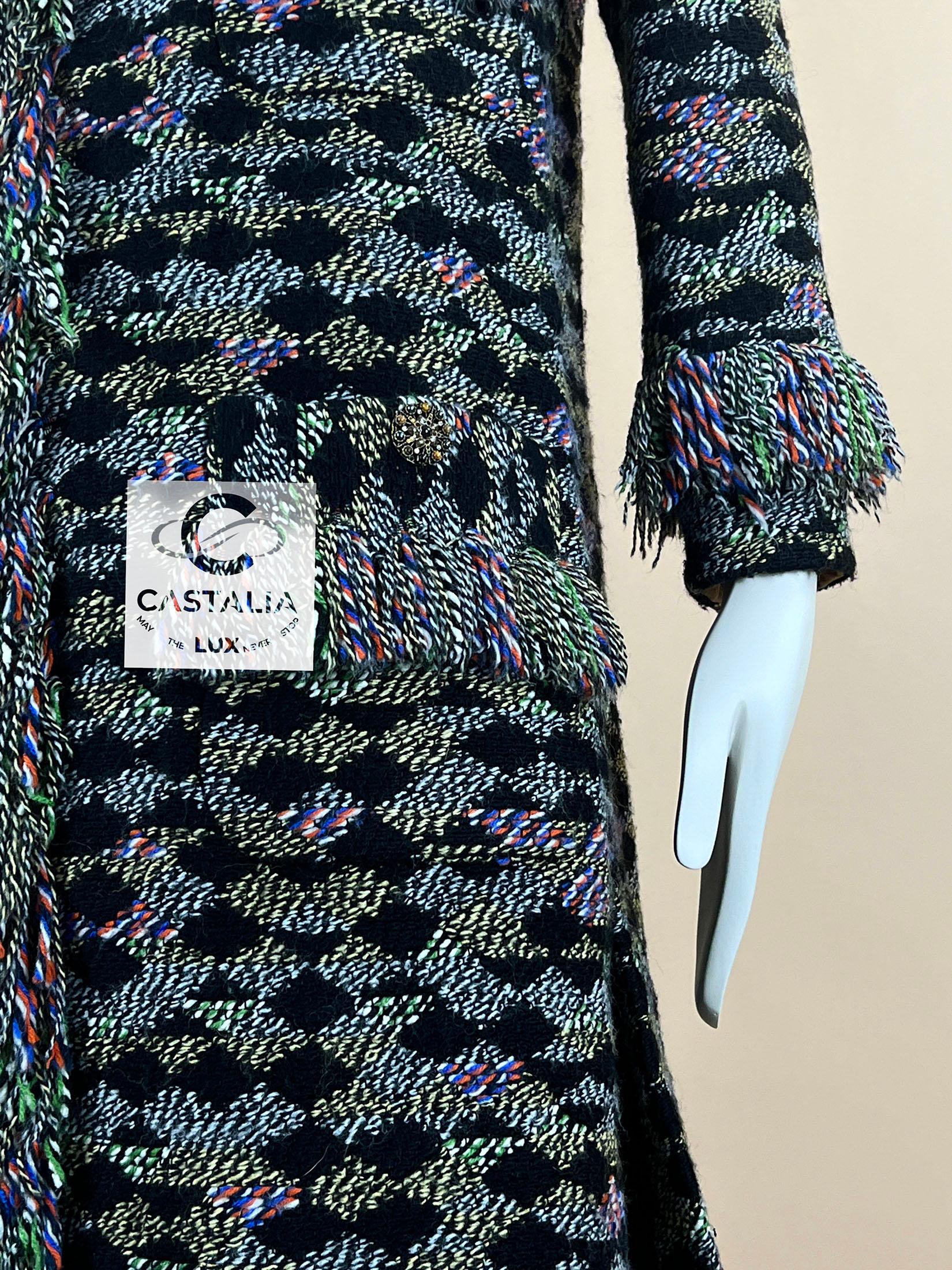Chanel 9K$ New Paris / Salzburg Tweed Coat 10