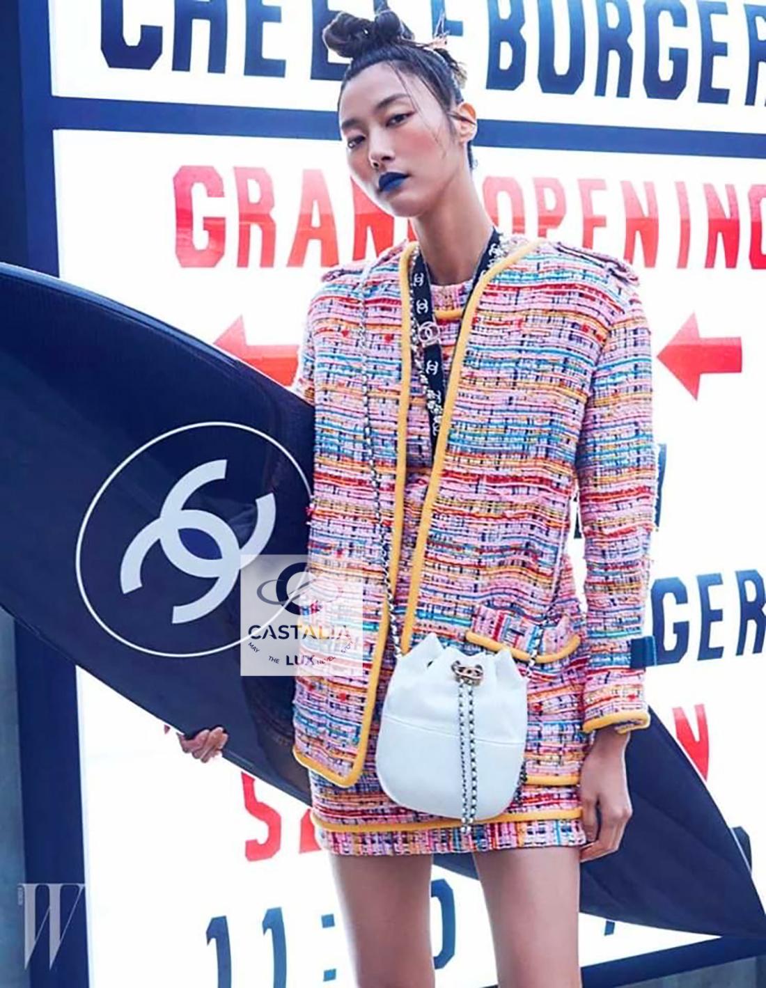 Beige CHANEL 9K$ New Robot Collection Lesage Robe en tweed 36 FR en vente