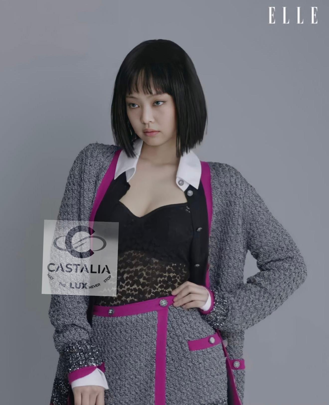 Ensemble Chanel neuf orné de sequins 34 FR 9K$ en vente 1