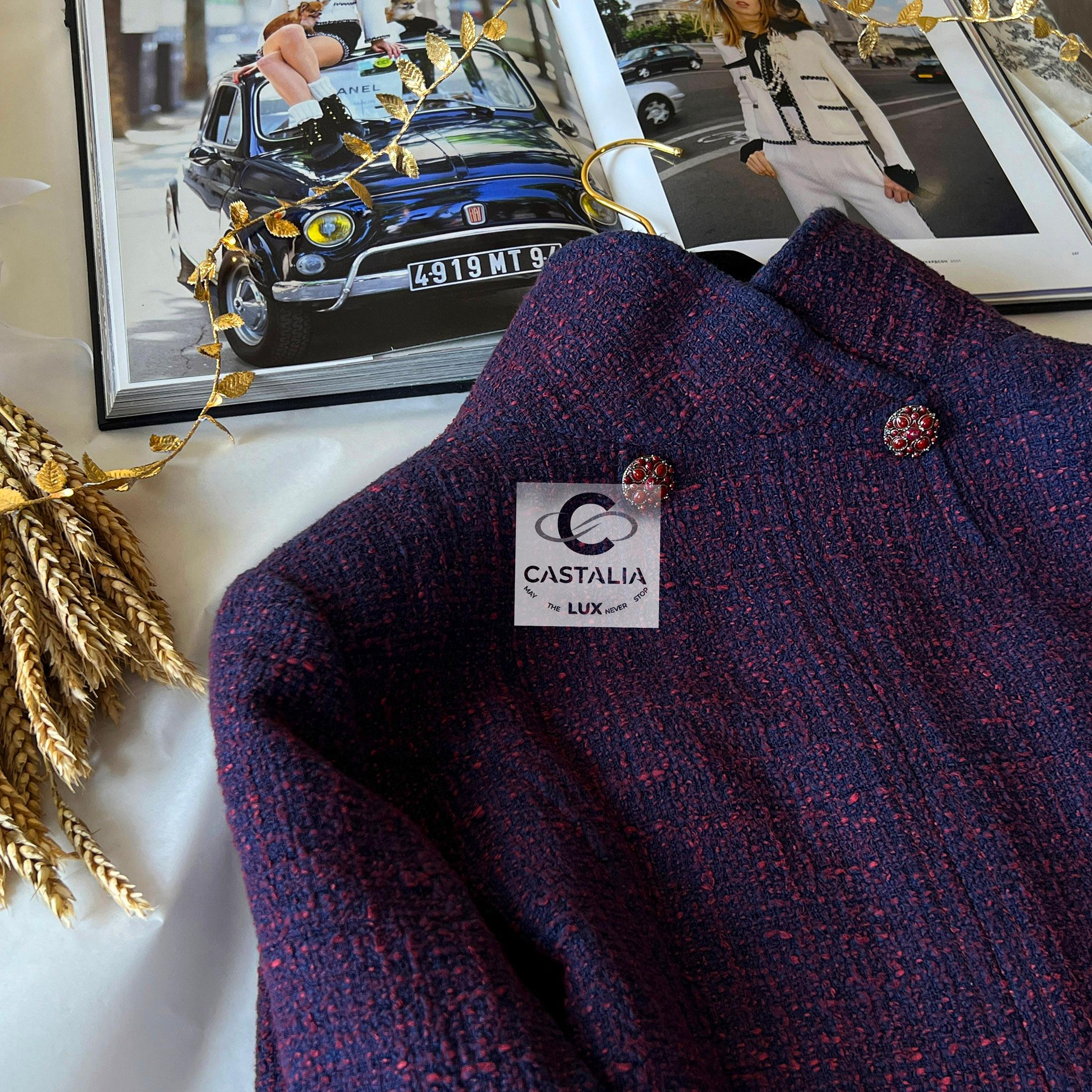 Chanel 9K$ Paris / Bombay Runway Tweed Coat 9