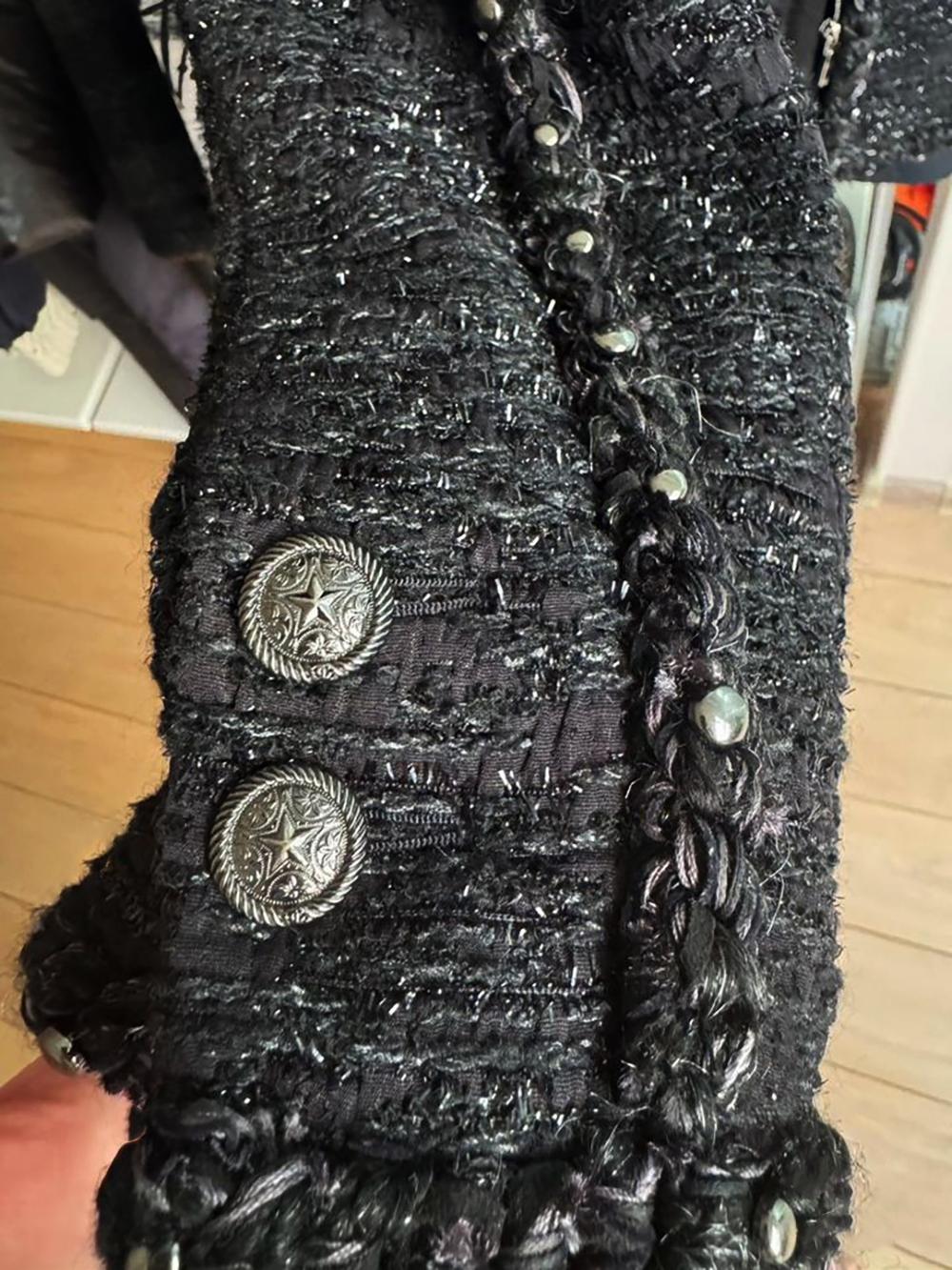 Chanel 9K$ Paris / Dallas Black Studded Tweed Jacket 42 FR 2