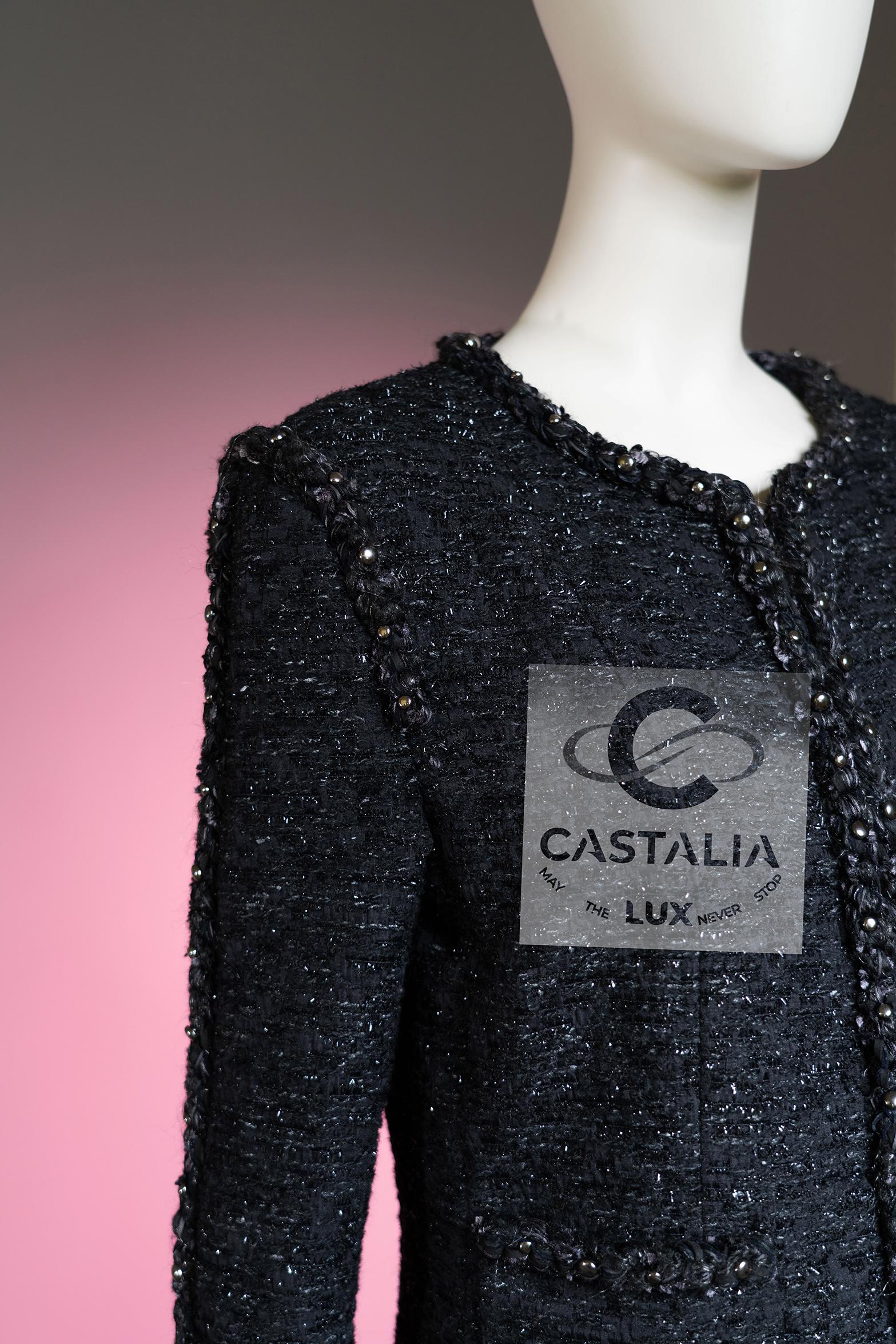 Chanel 9K$ Paris / Dallas Schwarze Tweedjacke mit Metallnieten 42 FR im Angebot 9