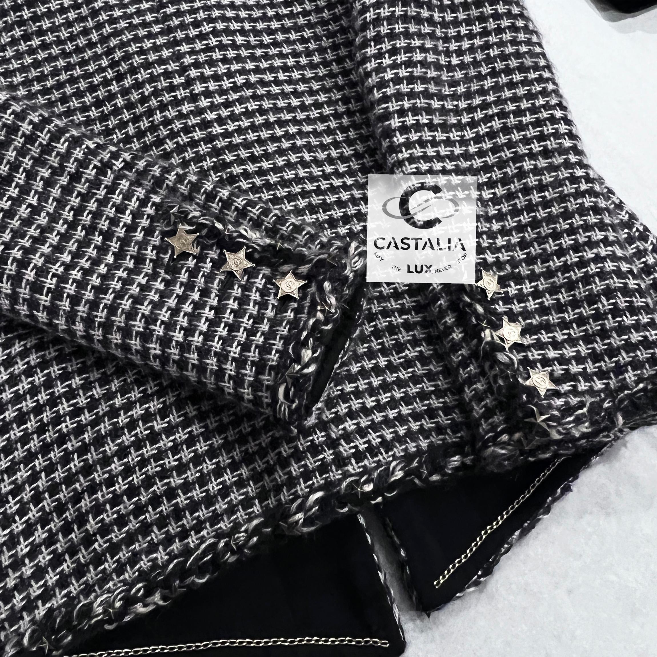 Chanel 9K$ Paris / Dallas Star Studded Tweed Jacket 9
