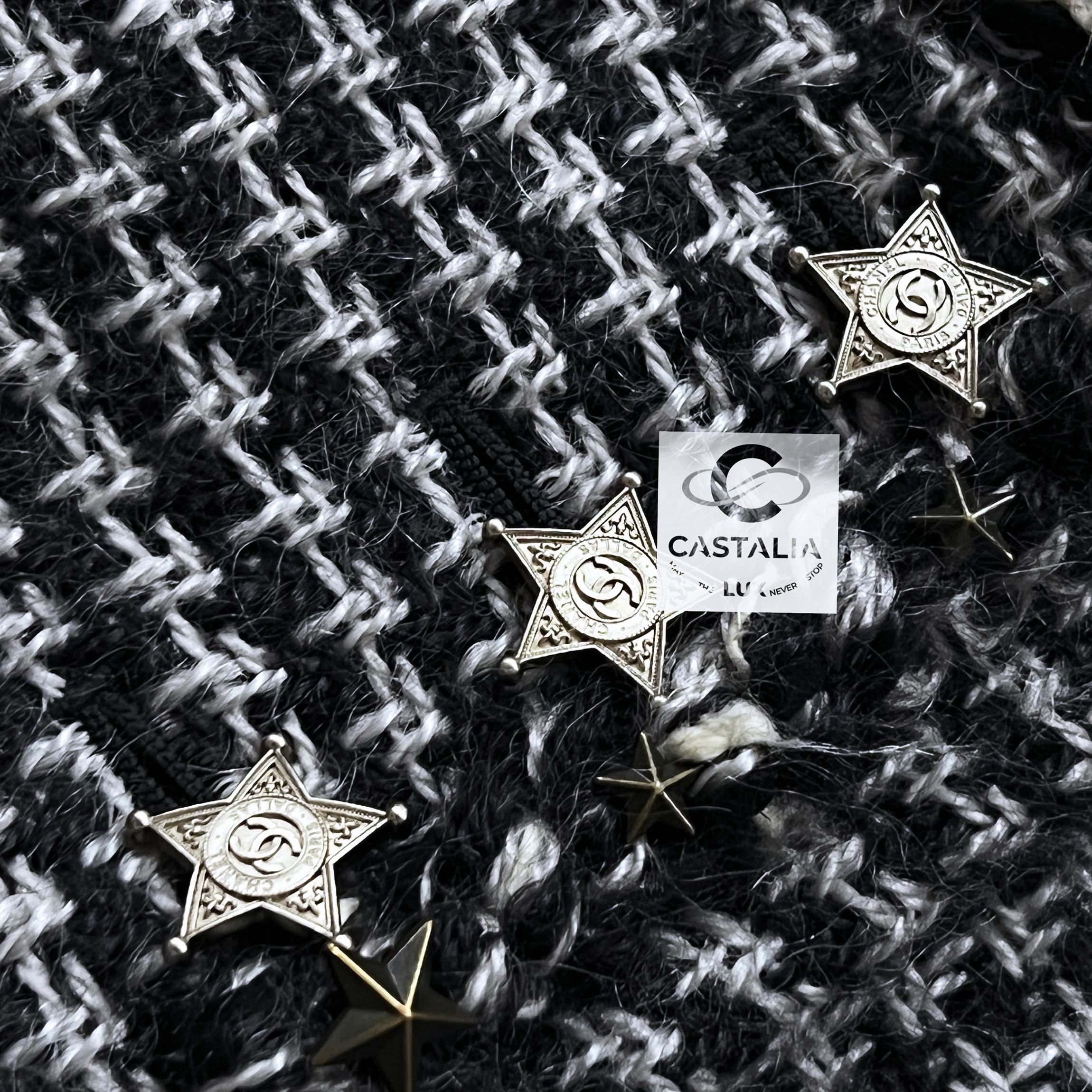 Women's or Men's Chanel 9K$ Paris / Dallas Star Studded Tweed Jacket
