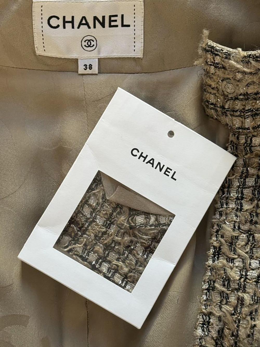 Beige Chanel 9K$ Parigi / Egitto Giacca in tweed beige da passerella 38 FR in vendita