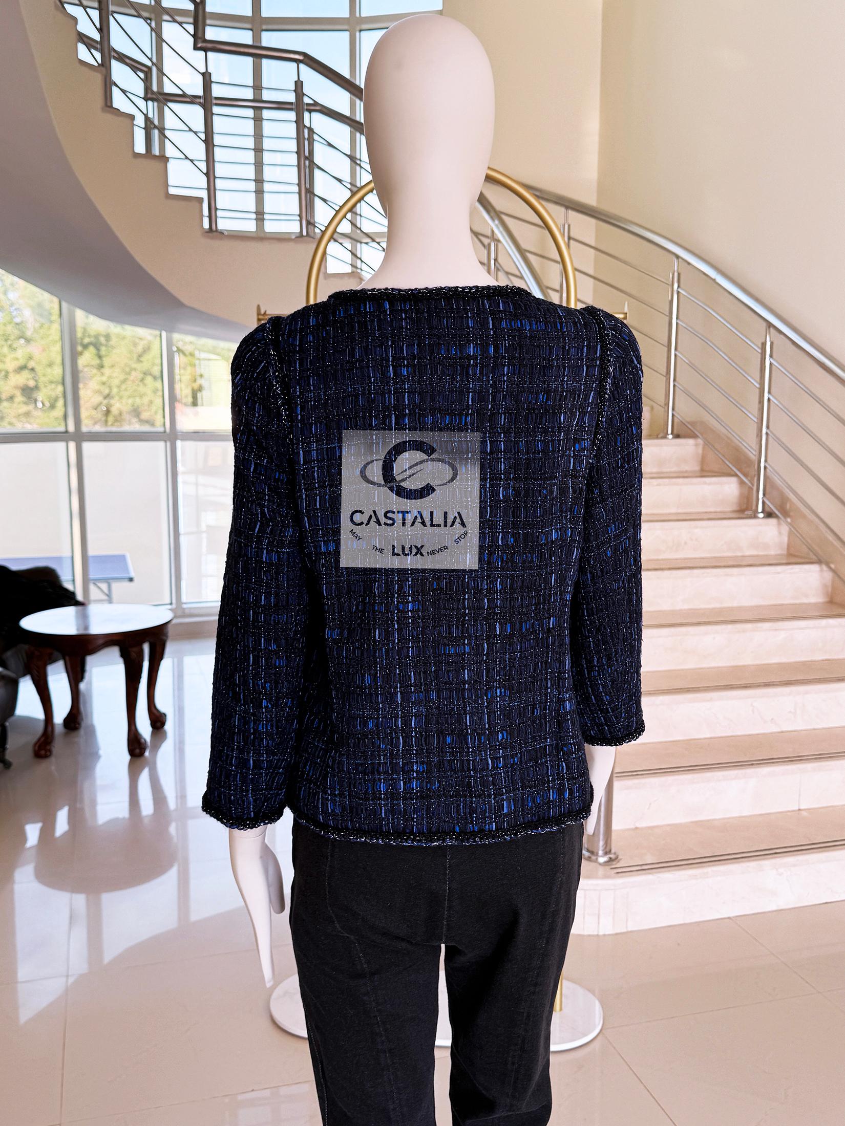 Chanel 9K$ París / Shanghai Chaqueta de tweed Lesage 38 FR en venta 15
