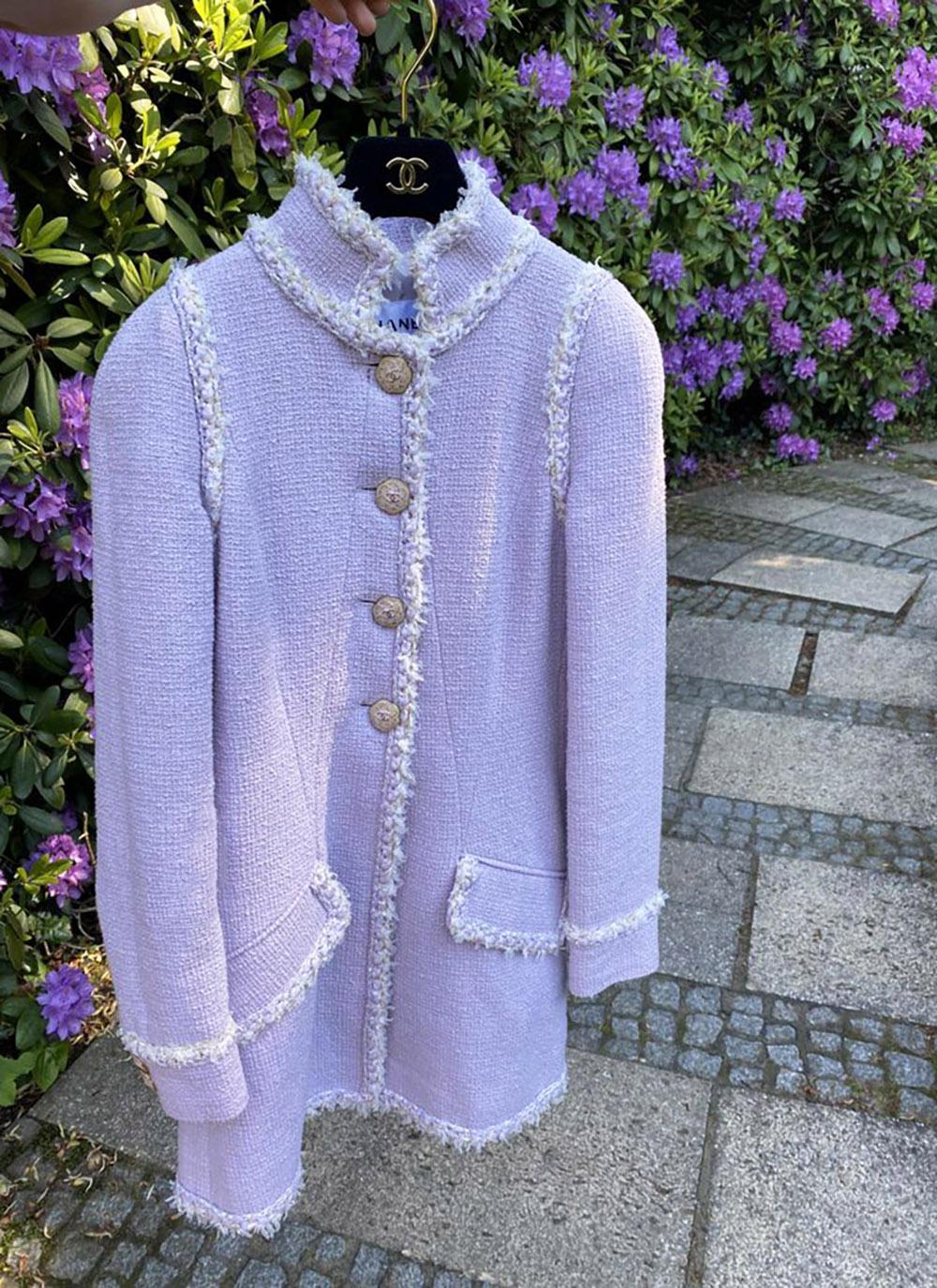 Chanel 9K$ Paris / Versailles Lavender Tweed Jacket 40 FR 7