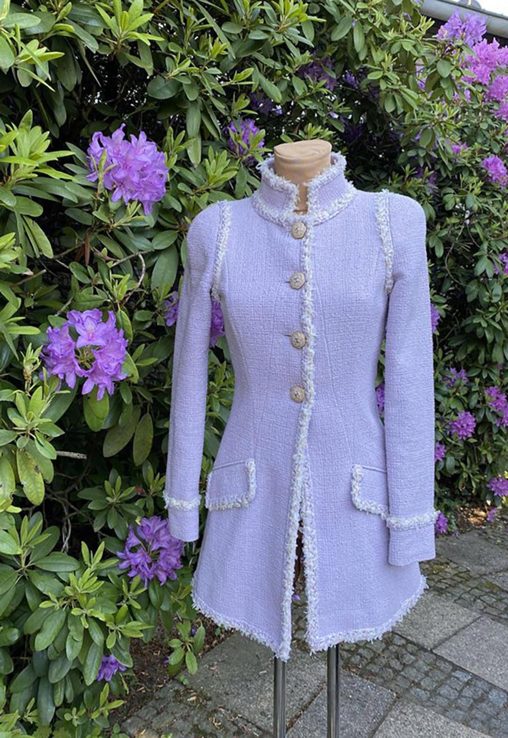 Chanel 9K$ Paris / Versailles Lavender Tweed Jacket 40 FR 8