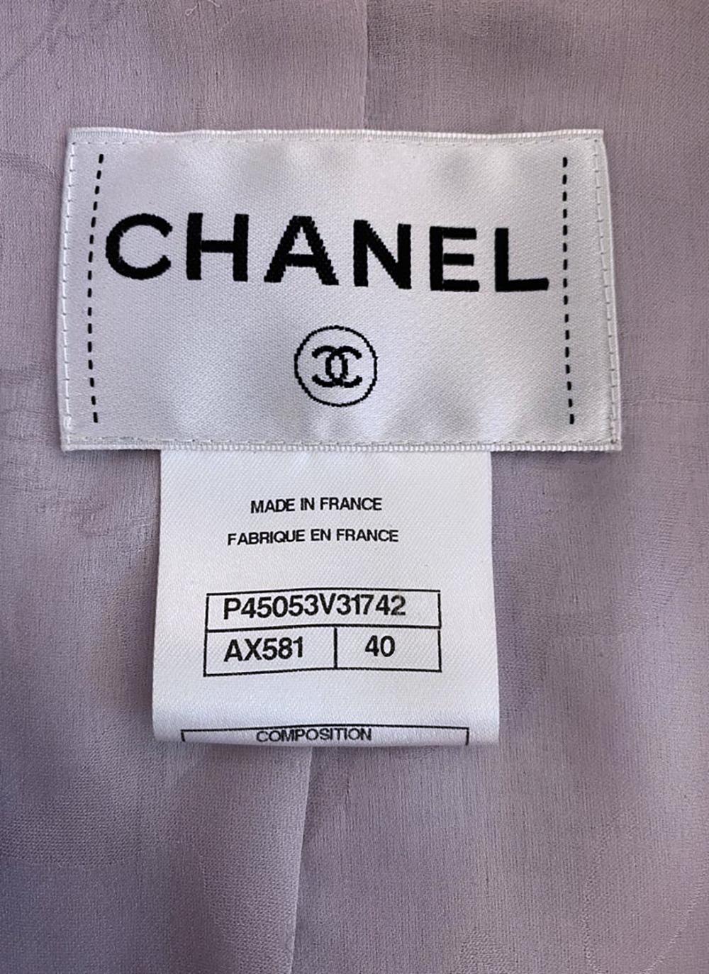 Chanel 9K$ Paris / Versailles Lavender Tweed Jacket 40 FR 12