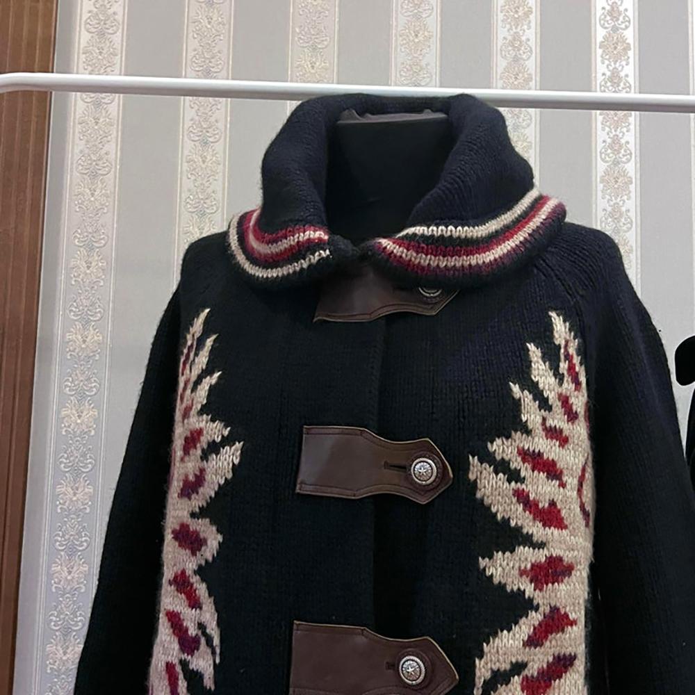 Chanel 9K$ Rarest Paris / Dallas Runway Coat 1