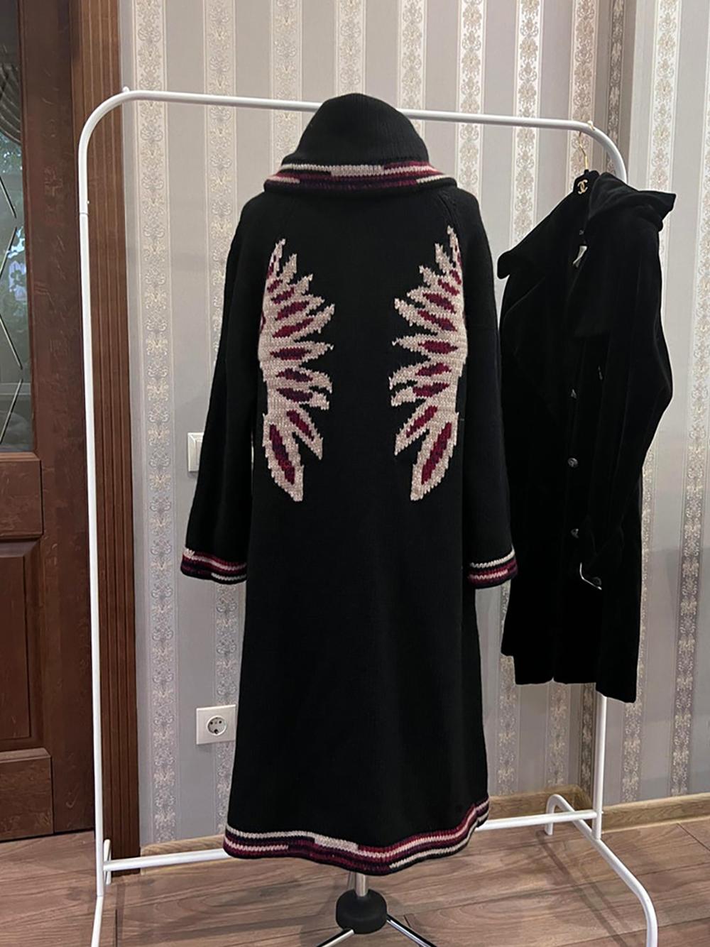 Chanel 9K$ Rarest Paris / Dallas Runway Coat 4