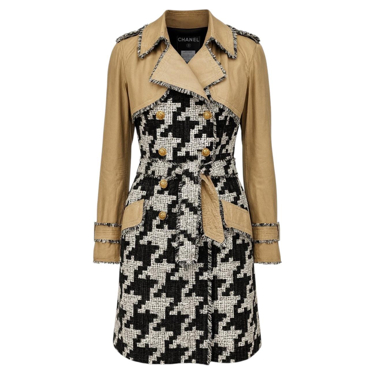 CHANEL 9K$ Rarest Vogue Cover Tweed Trench Coat 36 FR For Sale
