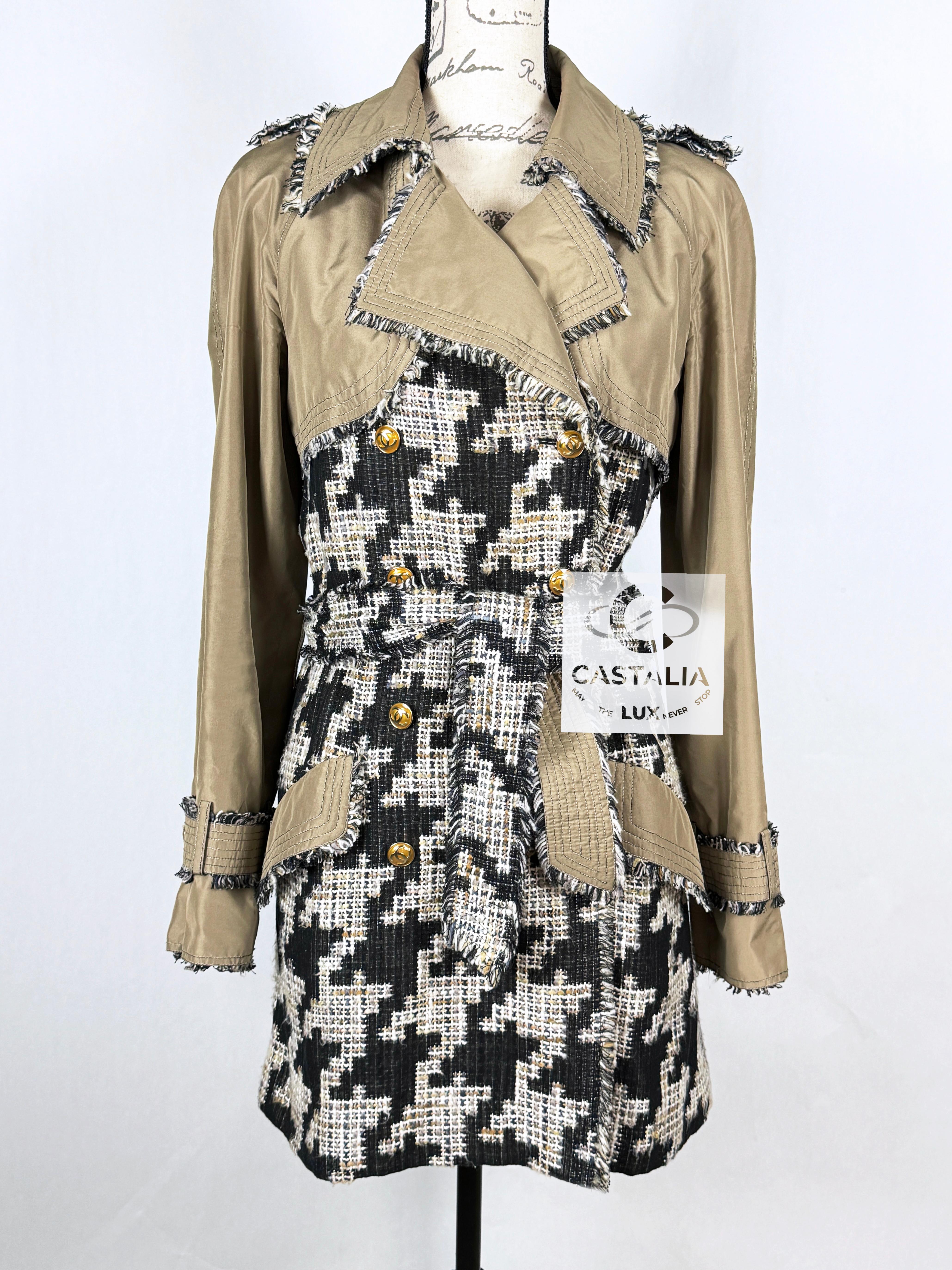 Chanel 9K$ Rarest Vogue Cover Tweed Trench Coat 5