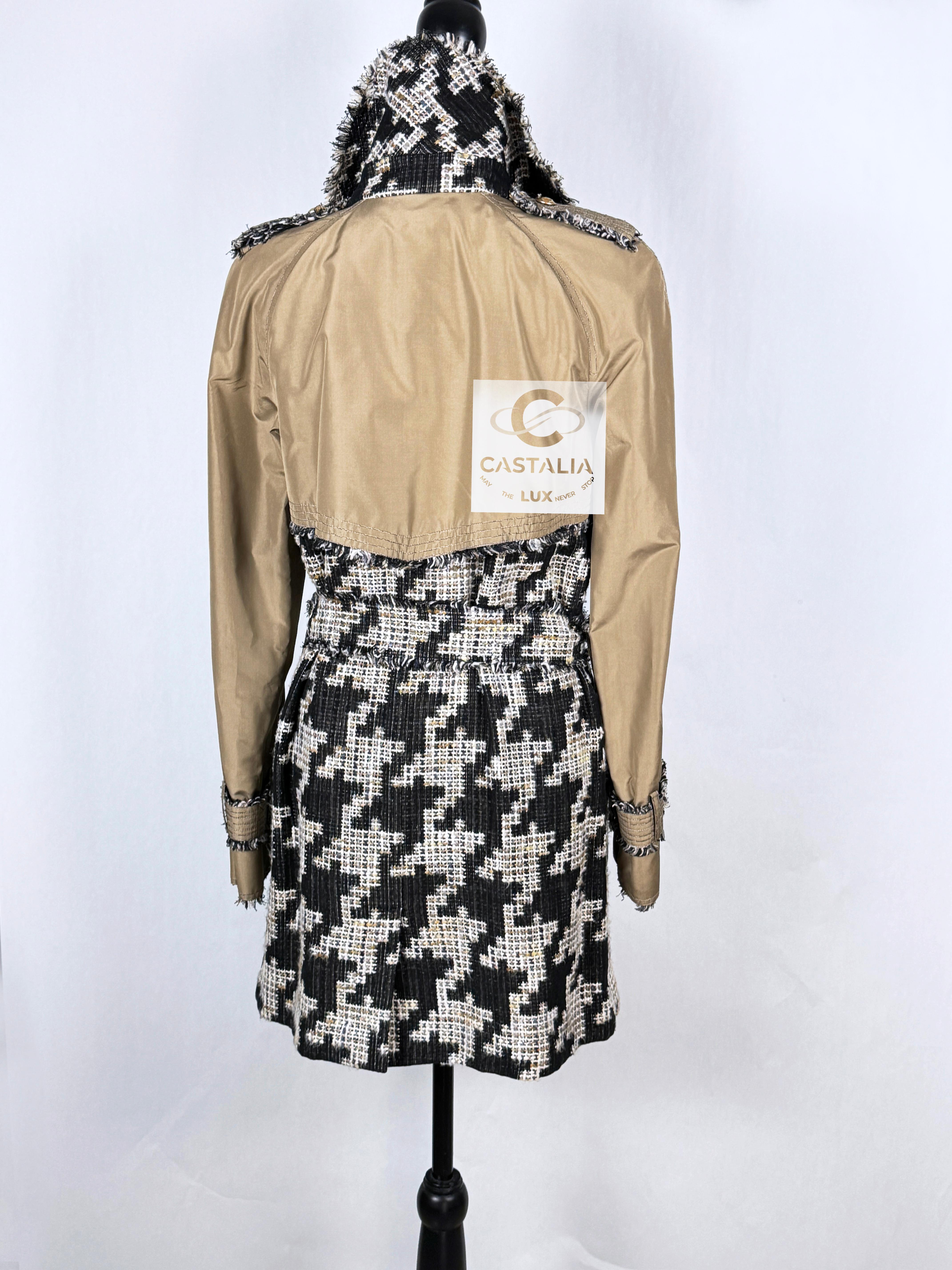 Chanel 9K$ Rarest Vogue Cover Tweed Trench Coat 10
