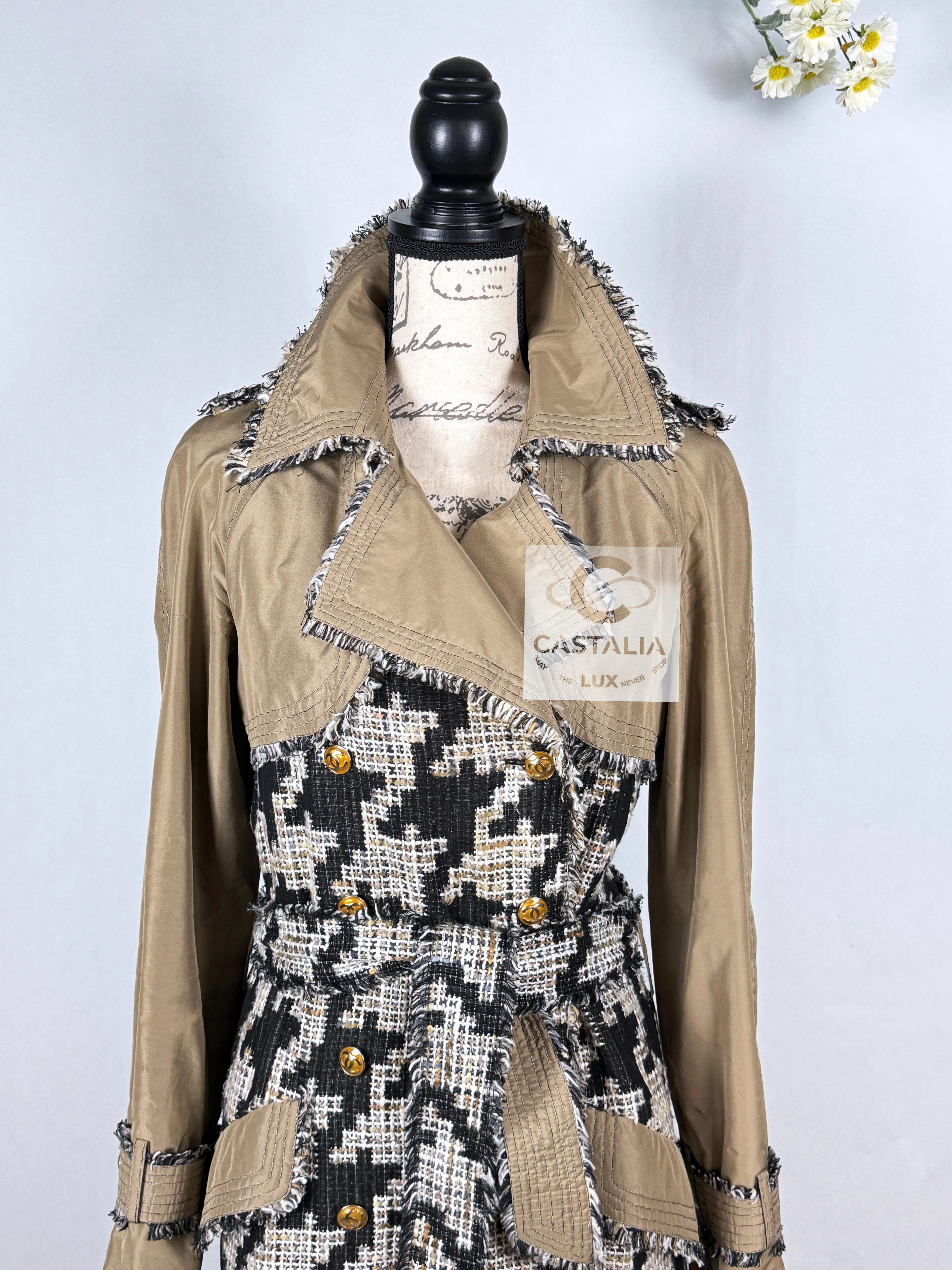 Chanel 9K$ Rarest Vogue Cover Tweed Trench Coat 1