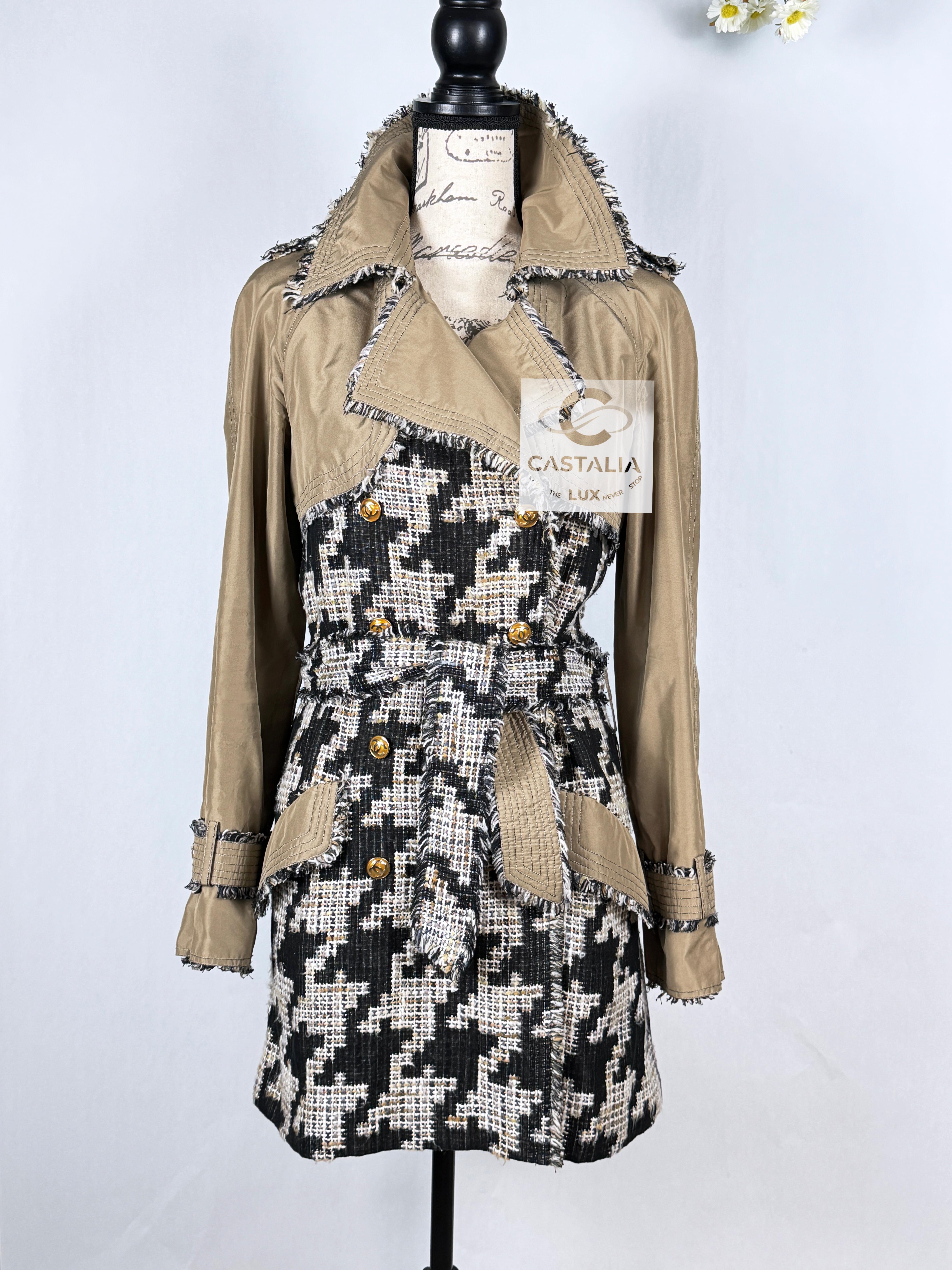 Chanel 9K$ Rarest Vogue Cover Tweed Trench Coat 2