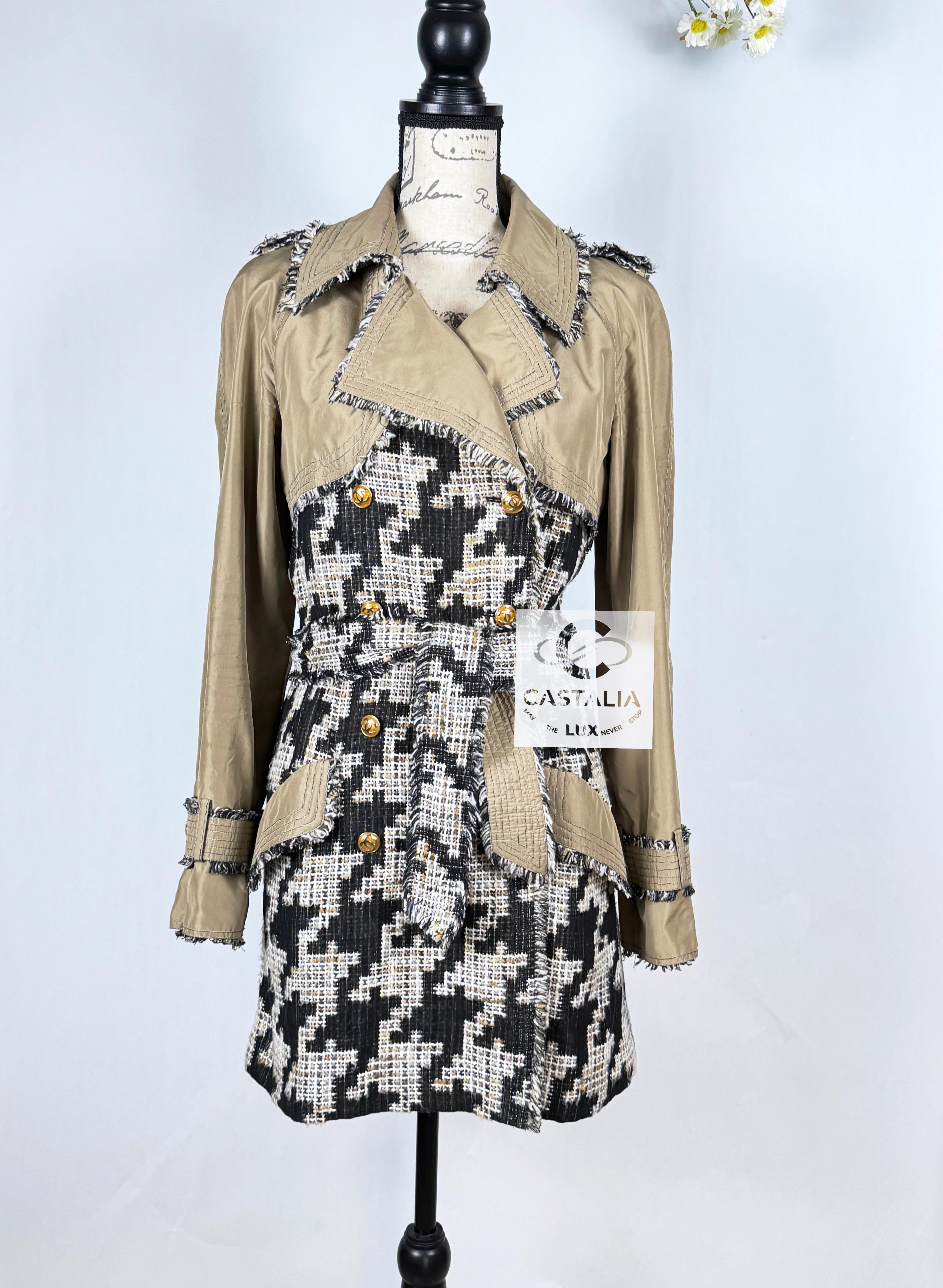 Chanel 9K$ Rarest Vogue Cover Tweed Trench Coat 4